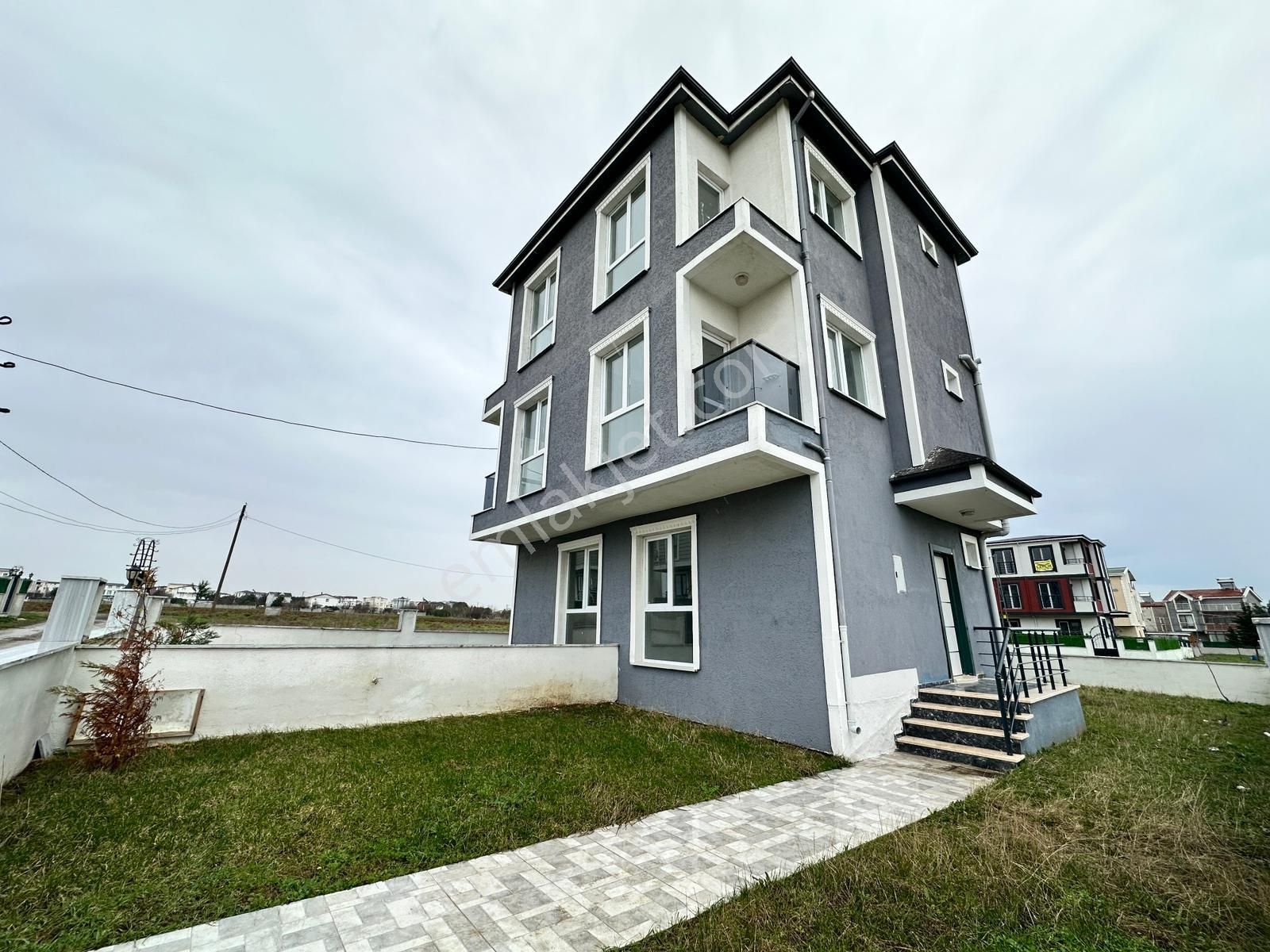 Demireller- Denize Yürüme Mesafesinde Müstakil Villa - Görsel 25