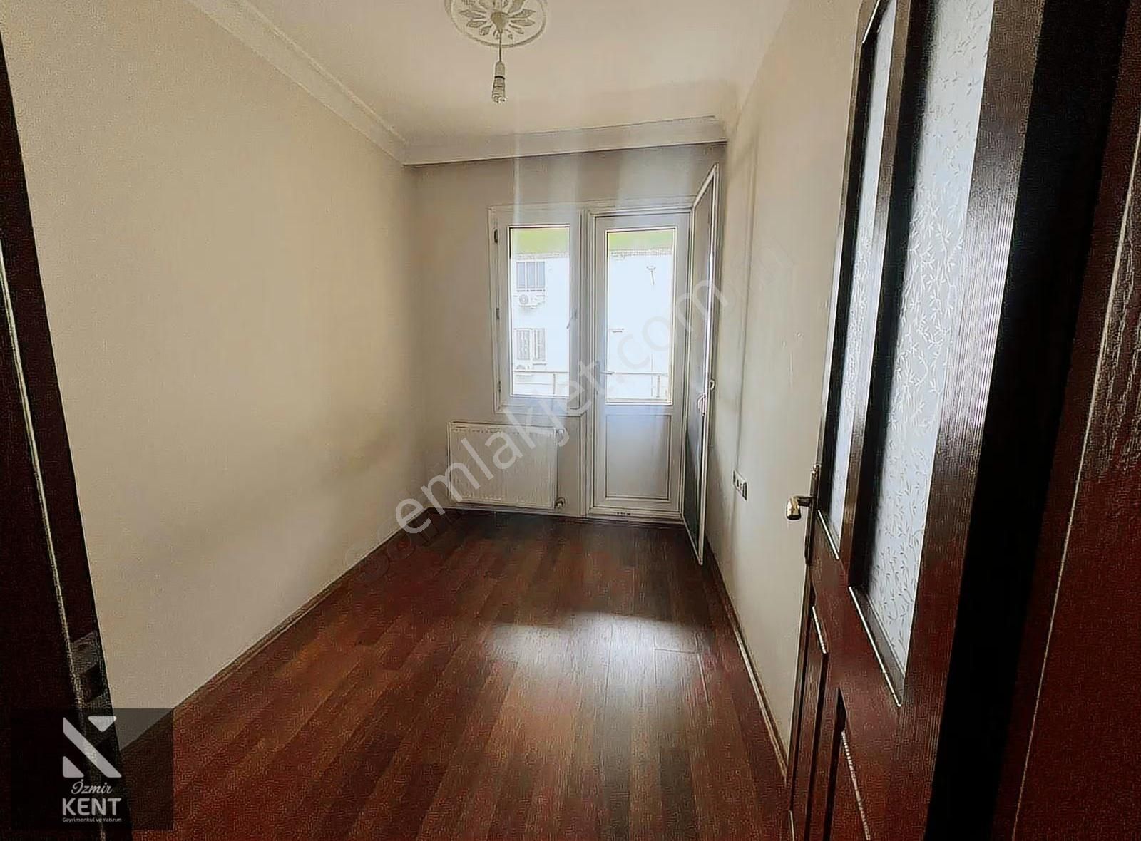 Kemalpaşa M. Akif Ersoy 3+1 Kiralık 150 M2 Daire - Görsel 13