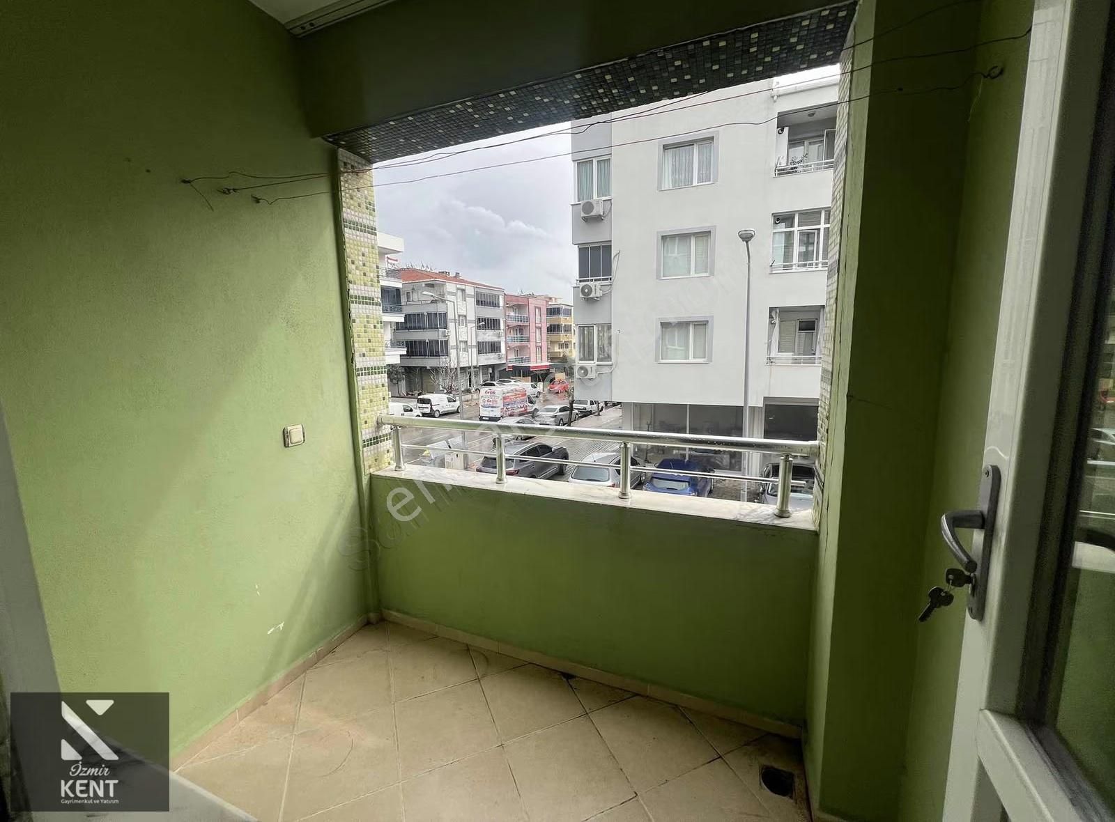 Kemalpaşa M. Akif Ersoy 3+1 Kiralık 150 M2 Daire - Görsel 10