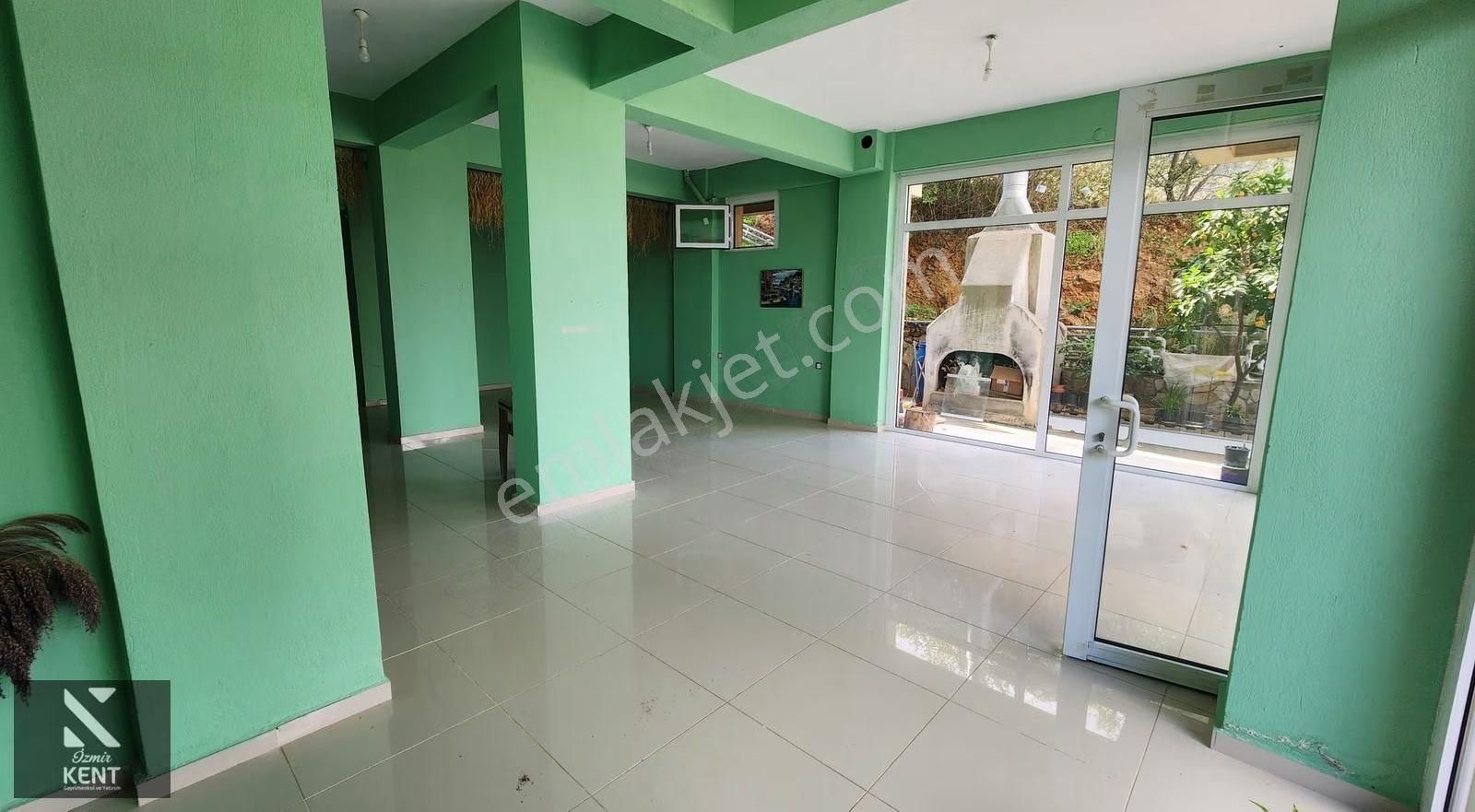 Kemalpaşa Kiralık 100 M2 Dükkan Wc - Mutfak - Görsel 6