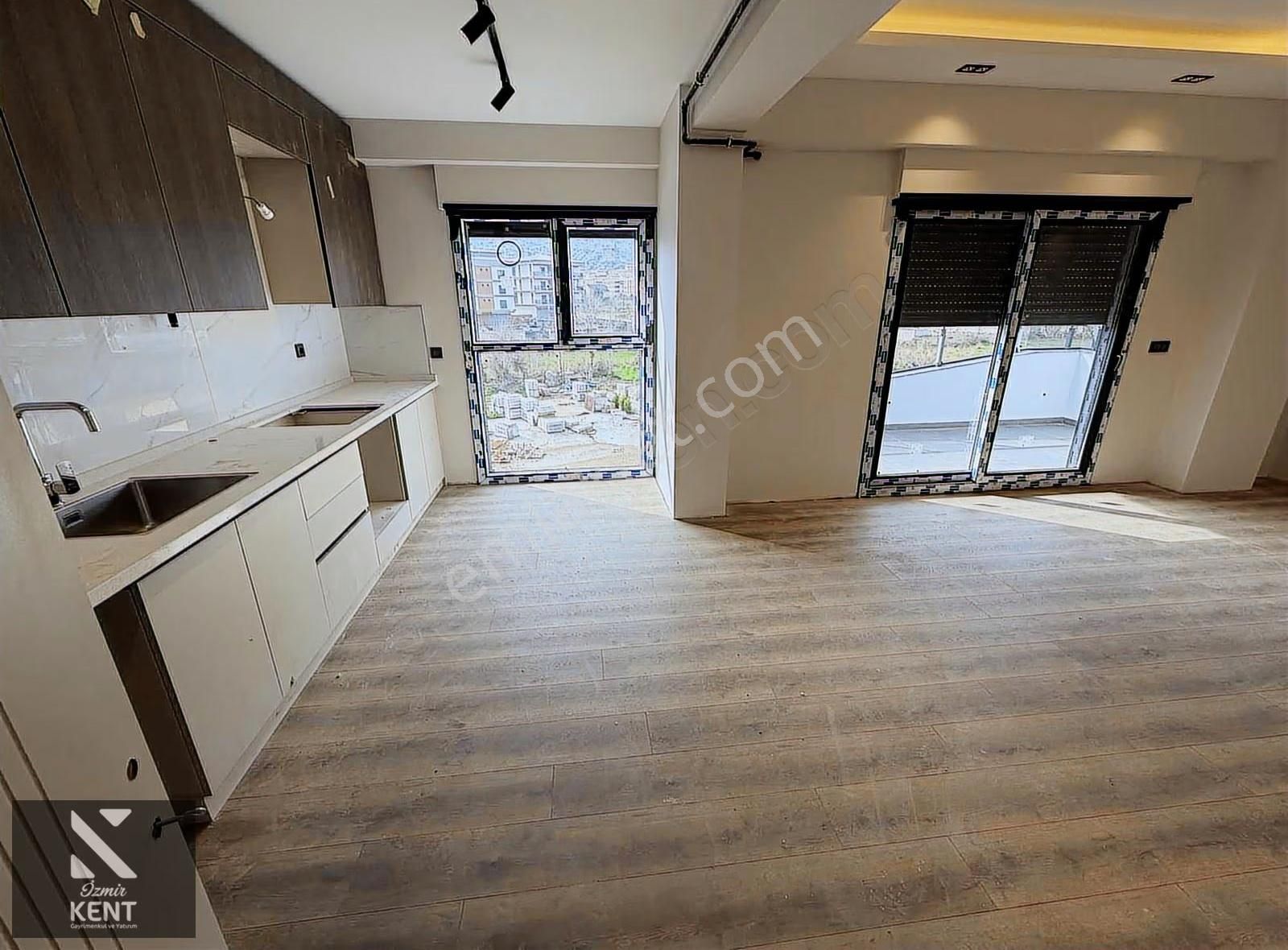 Havuzlu Site Ankastre Set Kombi 2+1 Satılık 100 M2 Lüks Daireler - Görsel 4