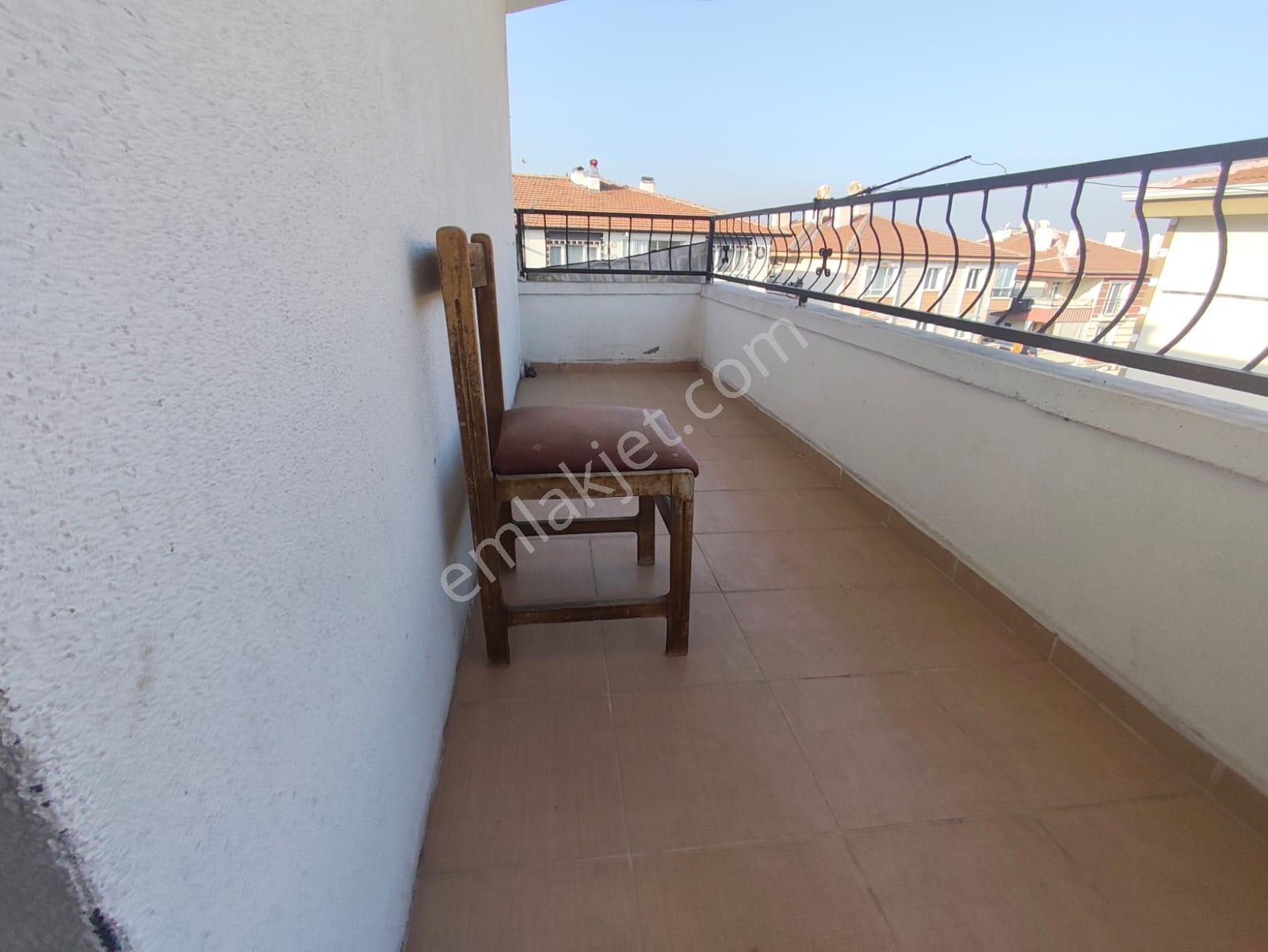 Yılmaz Gayrimenkulden Kacırılmayacak 2+1 Fırsat Dairesi - Görsel 24