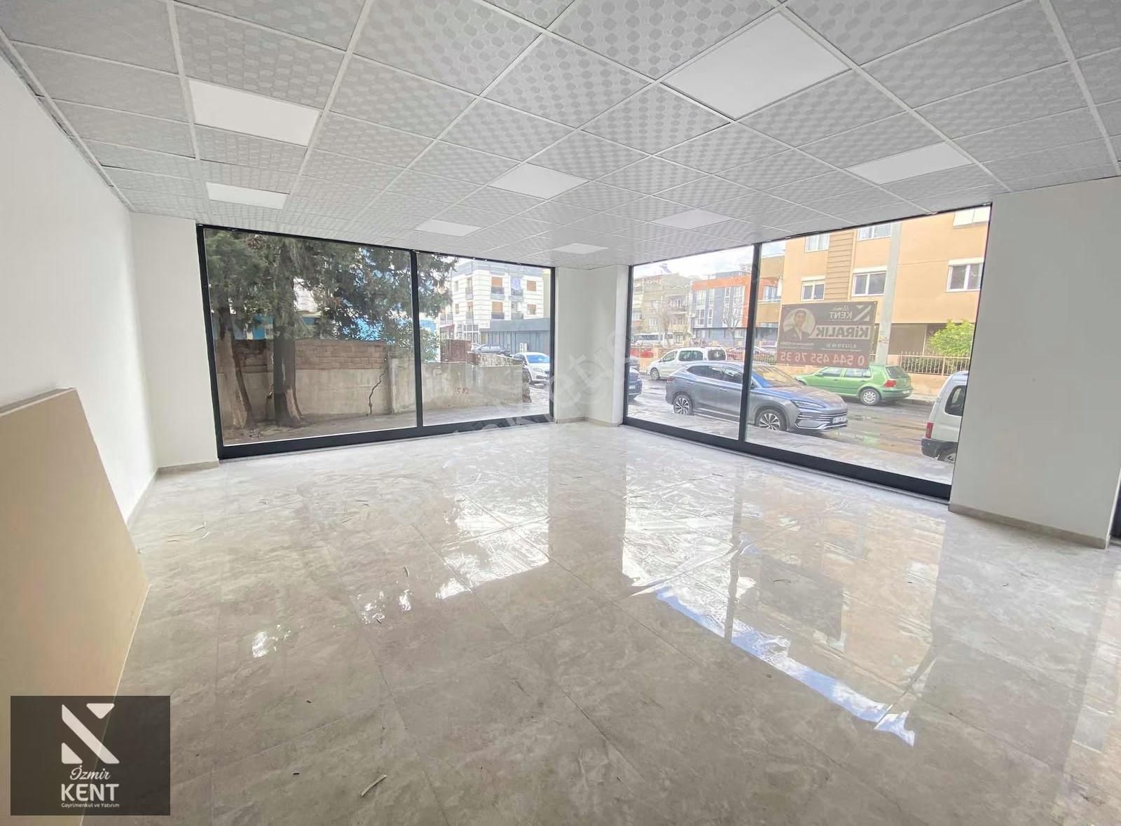 Bornova Mevlana Mah. Kiralık 70 M2 Dükkan - Görsel 2