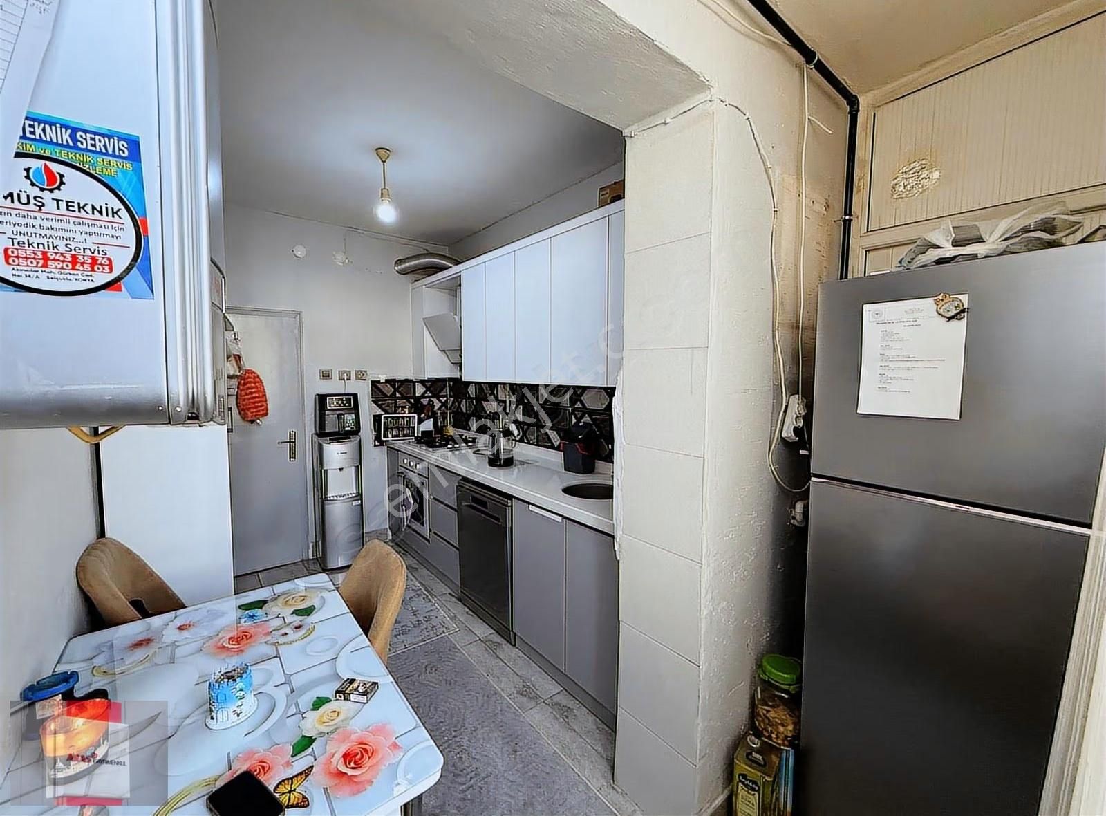 Sancak Mahallesinde Kocakonutlar Semti Ara Kat Bakımlı 3+1 Daire - Görsel 3