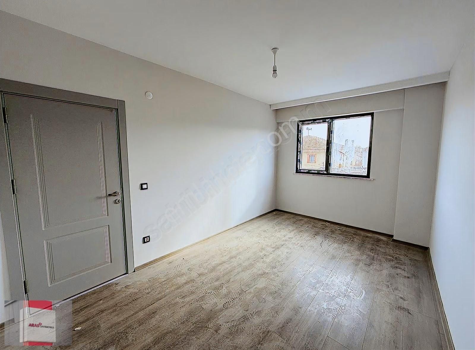 Aras Gyo Vuslat Konutları Hacıveys Zade Mah.site İçi 3+1 Ara Kat - Görsel 8