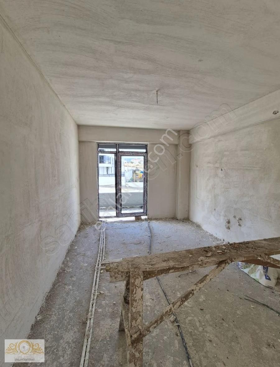 Emlak Centerden Localife Yanı Satılık 2+1 Son 2 Daire - Görsel 4