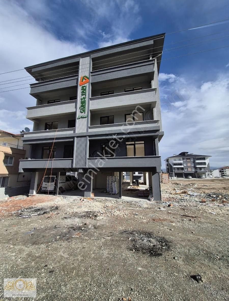 Emlak Centerden Localife Yanı Satılık 2+1 Son 2 Daire