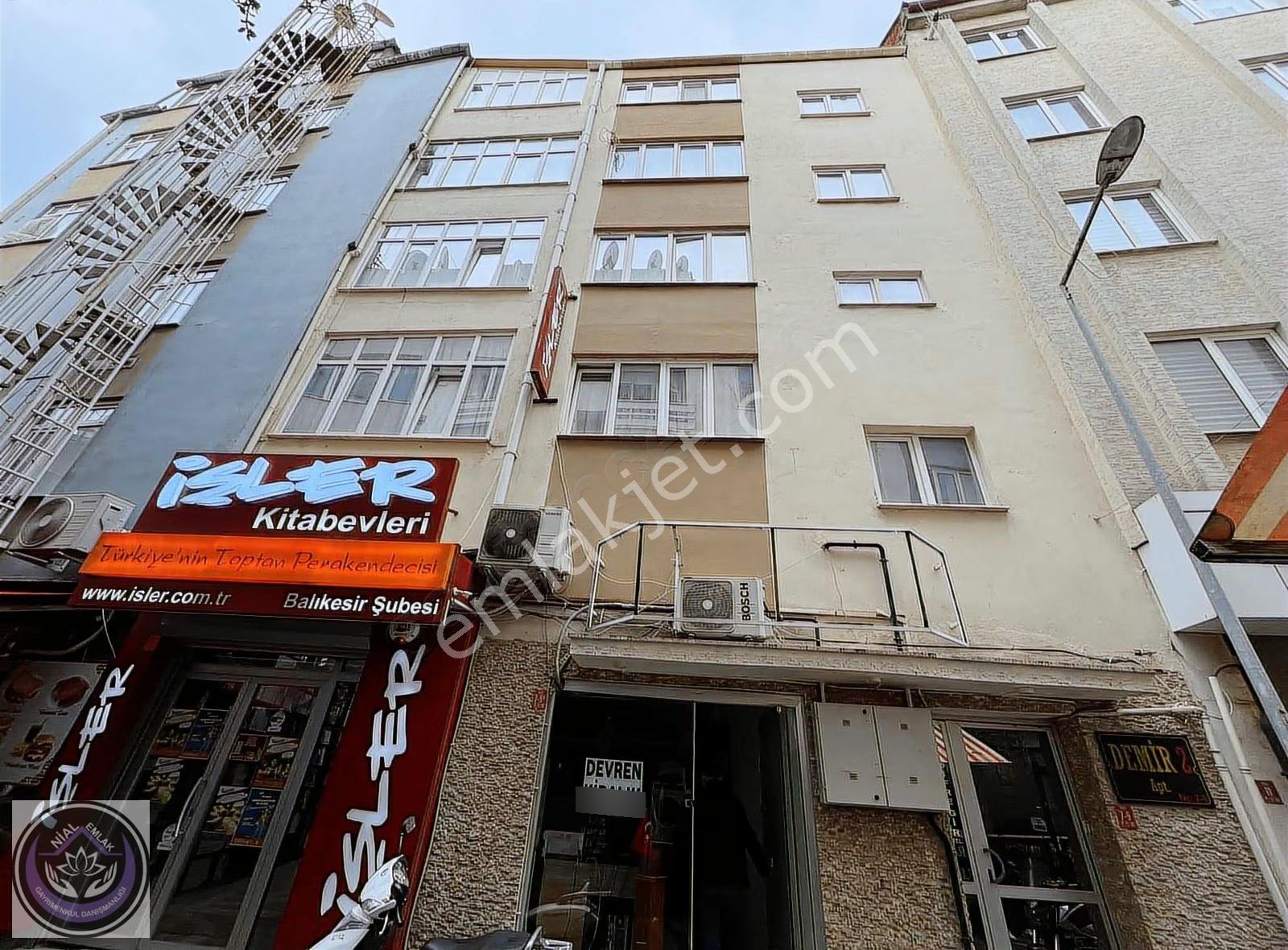 Balıkesir Çarşı Merkezde Kiralık Komple Bina