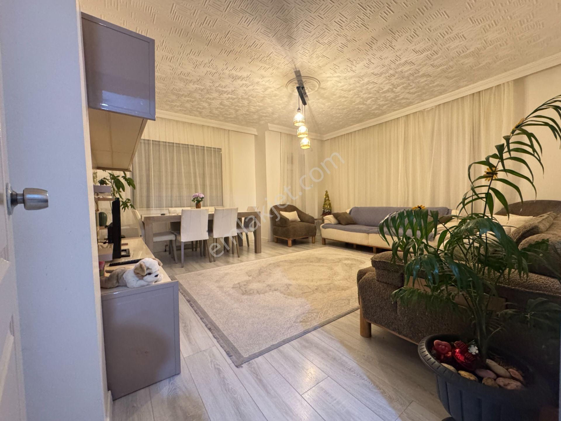 Pursaklar Mehmet Zengin Emlak'tan Yüksek Giriş Kat 2+1 Yapılı Masrafsız Daire - Görsel 8