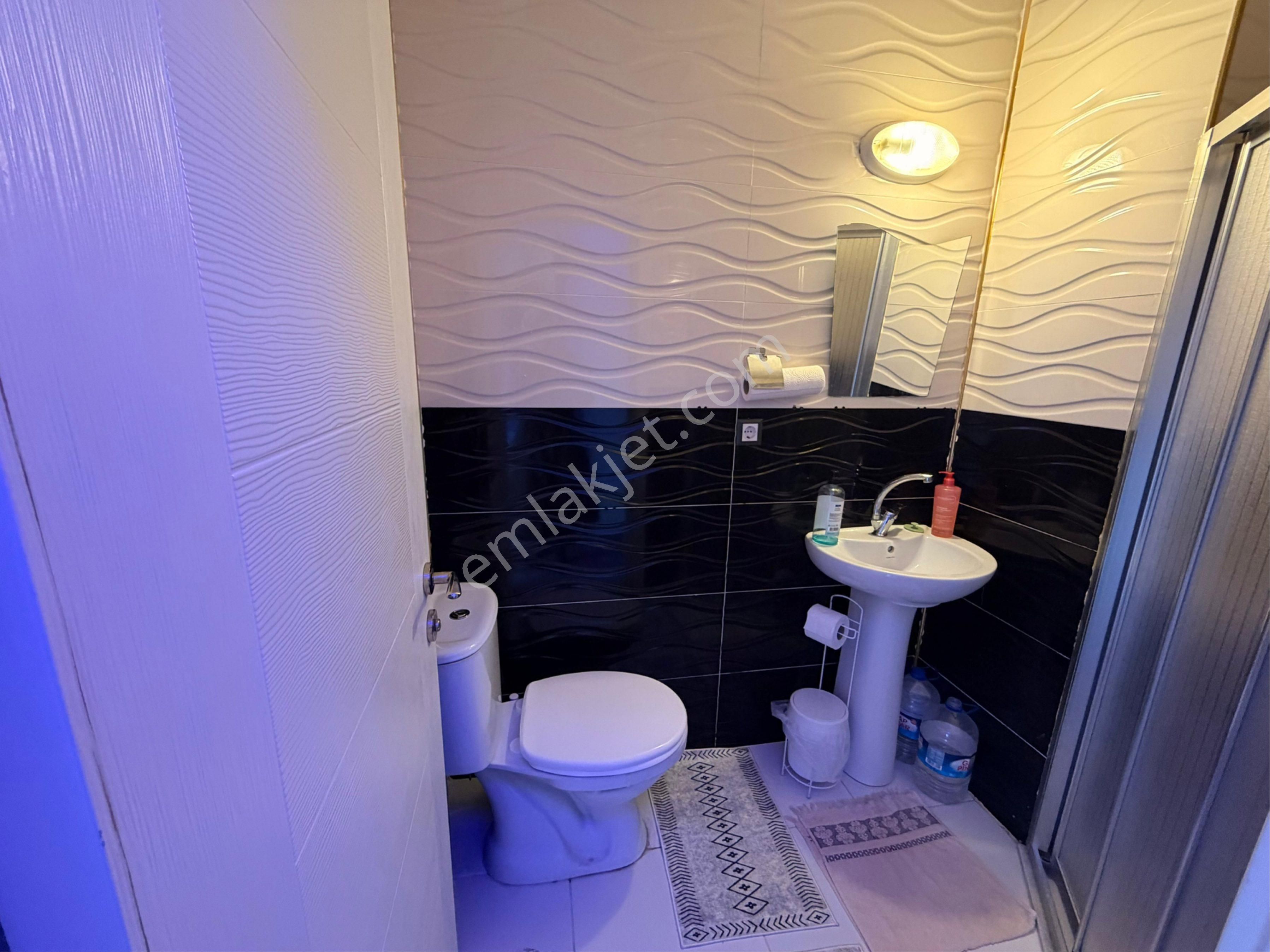 Murat Emlaktan Yatırımlık Fırsatı 13.750tl Kira Getirili Full Eşyalı 1+1 Dairemiz Satılıktır - Görsel 12