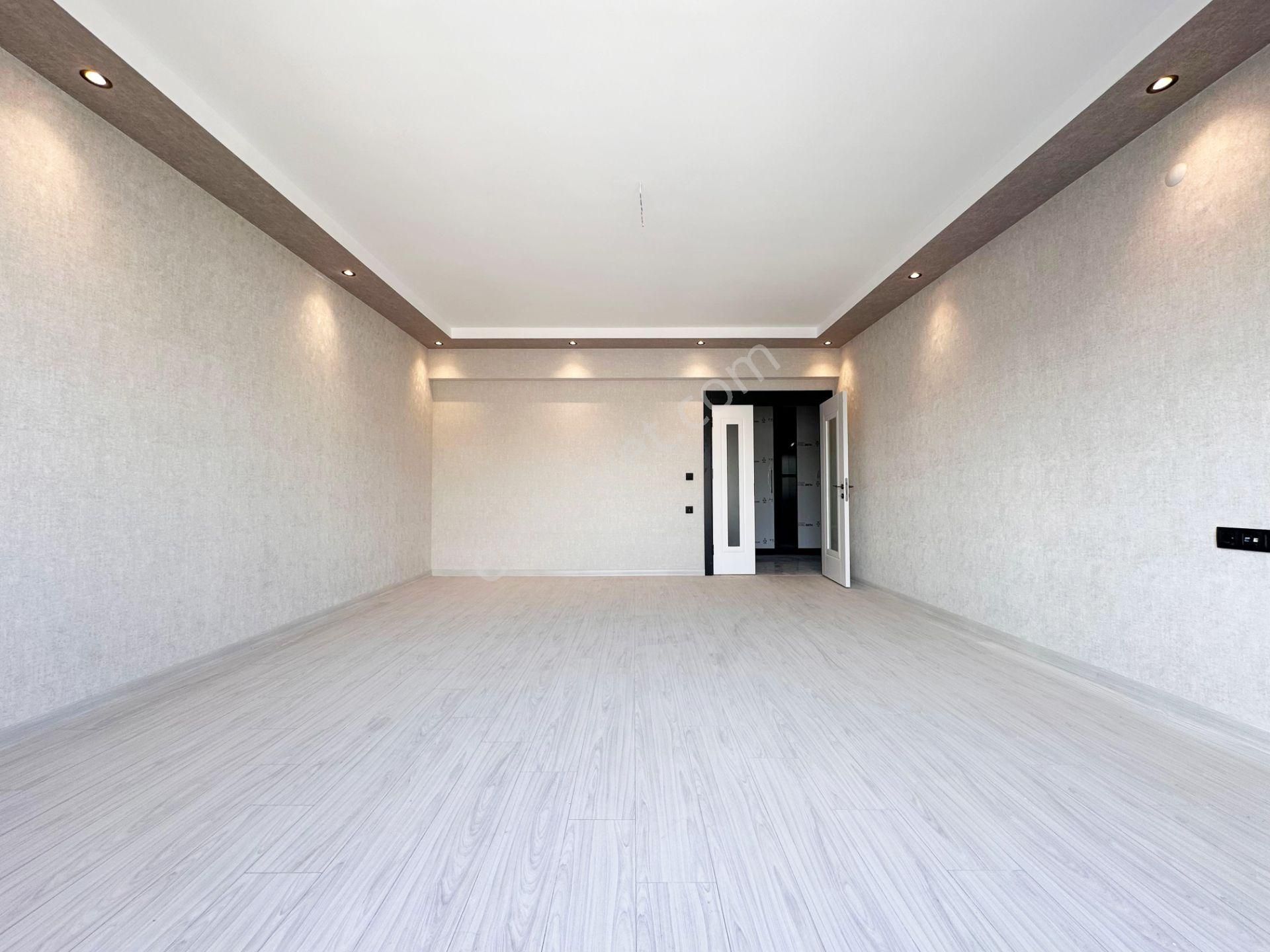 Pursaklar Mehmet Zengin Emlak'tan Fatih Mah. Protokol Yolu Yakını Lutra Lüks Sitede 5.kat 4+1 Daire - Görsel 11