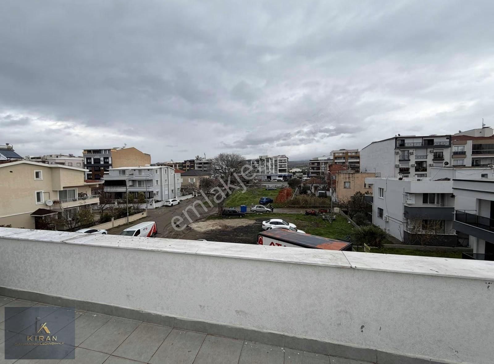 Yenişakran Mah. Satılık 2+1 Geniş Bahçeli Denize Yakın Villa - Görsel 5