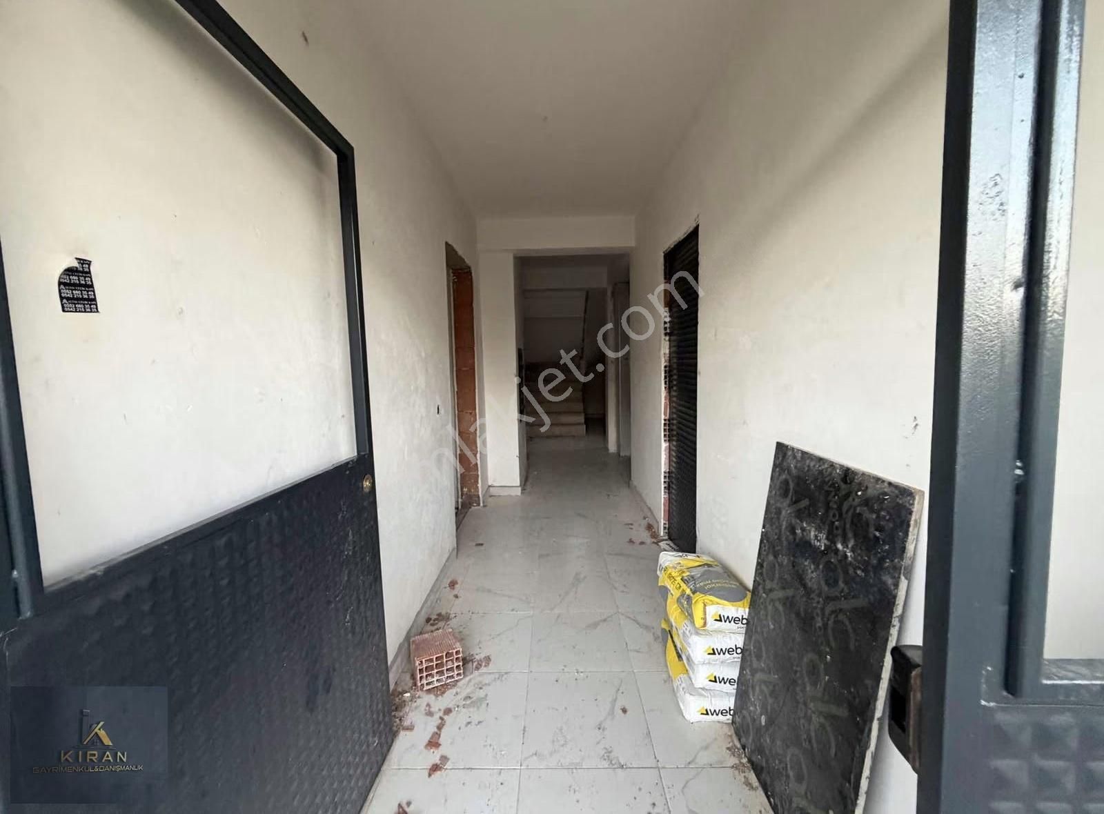 İzmir Aliağa Yeni Mahallede Satılık 2+1 Daire - Görsel 6