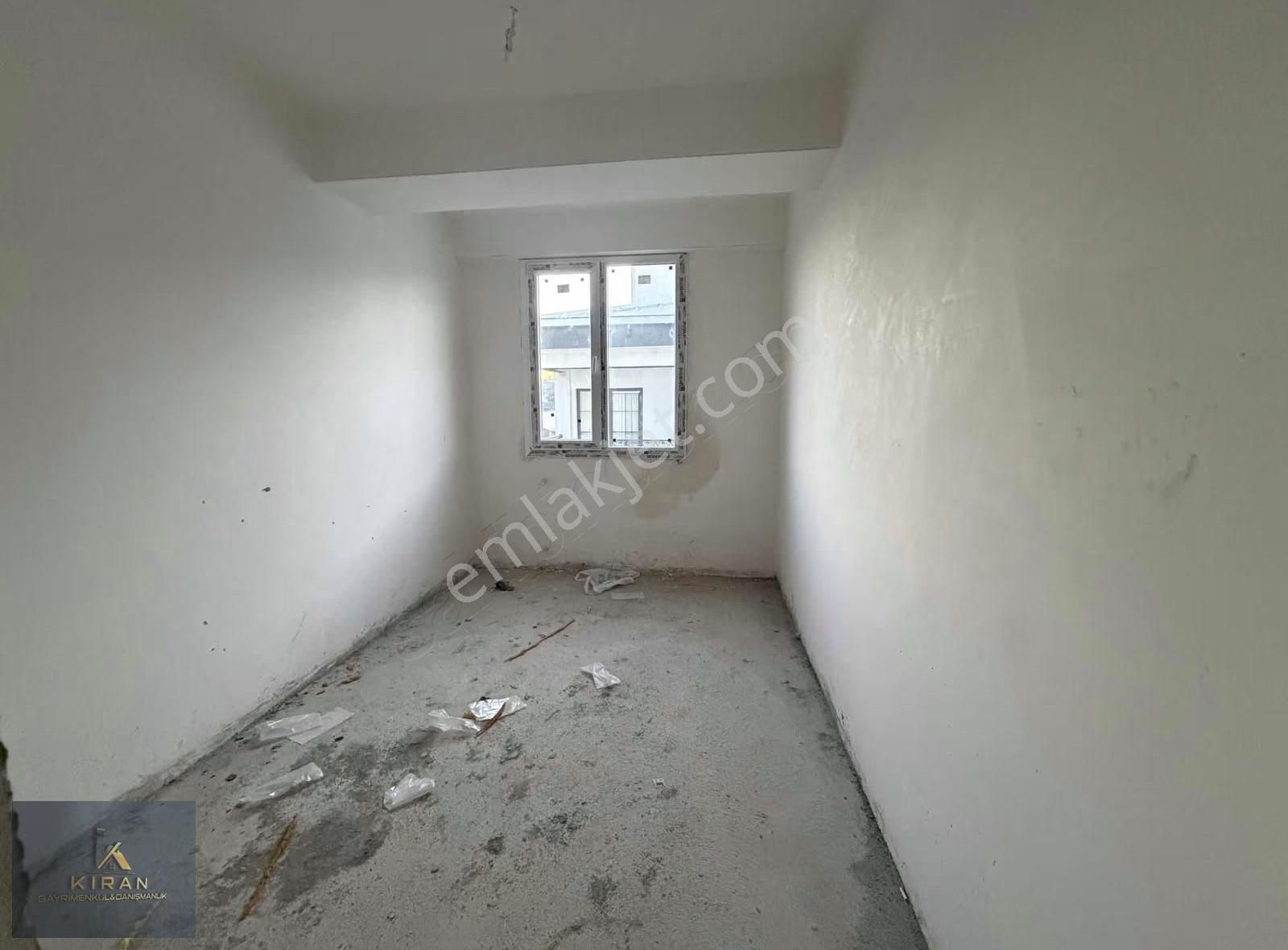 İzmir Aliağa Yeni Mahallede Satılık 2+1 Daire - Görsel 13