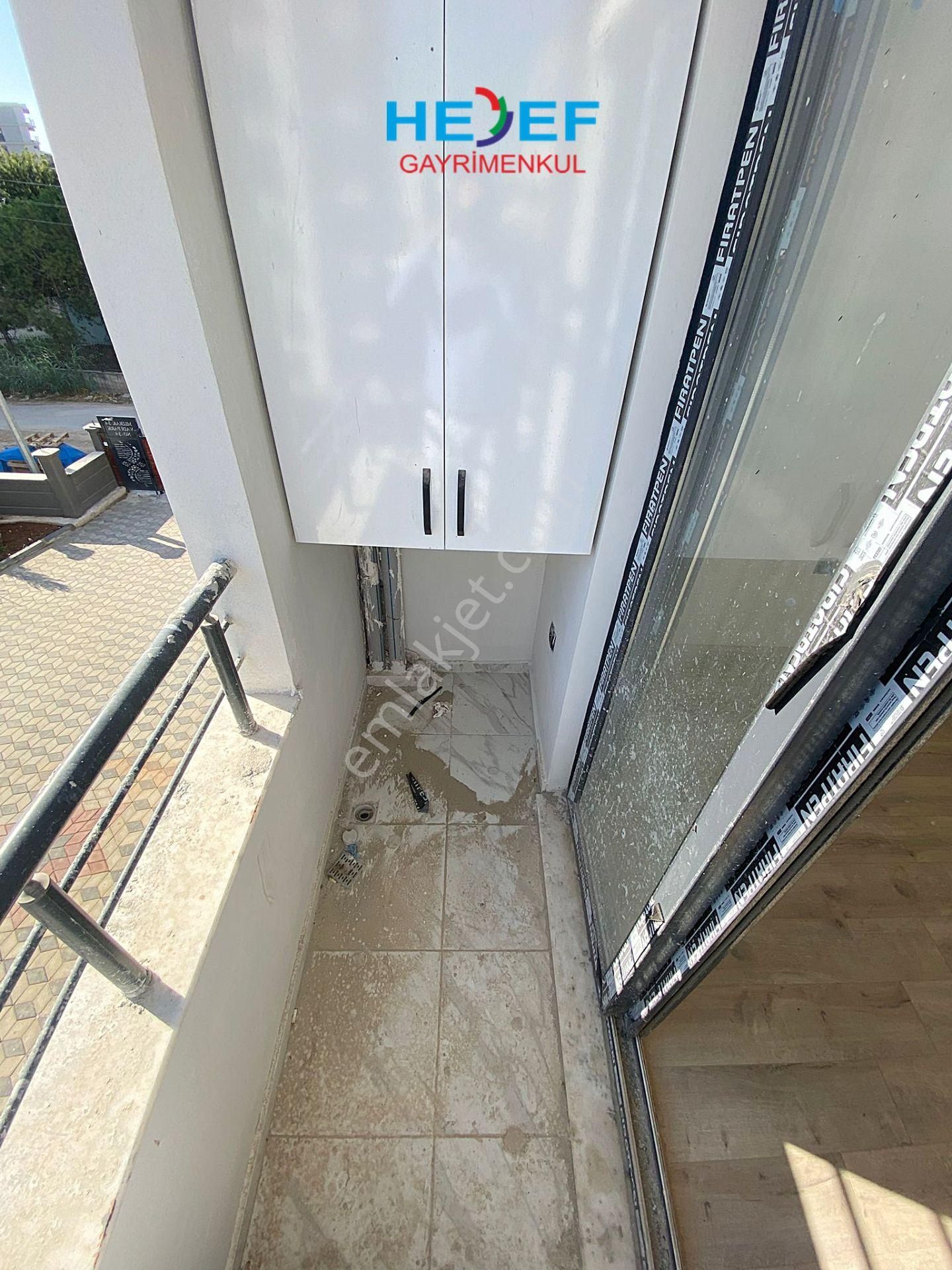 Hedef'ten Eski Mezitli'de Site İçerisinde Bağımsız Mutfaklı 2+1 - Görsel 23