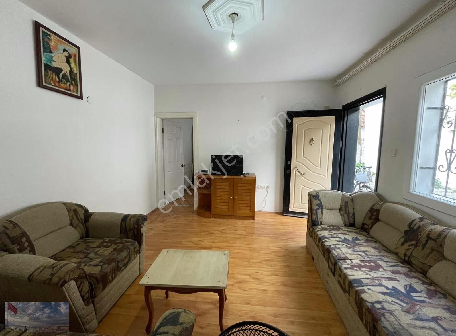 Kiralık 1+1 Klimalı Müstakil Ev İzban'a Yakın Düz Muhitte