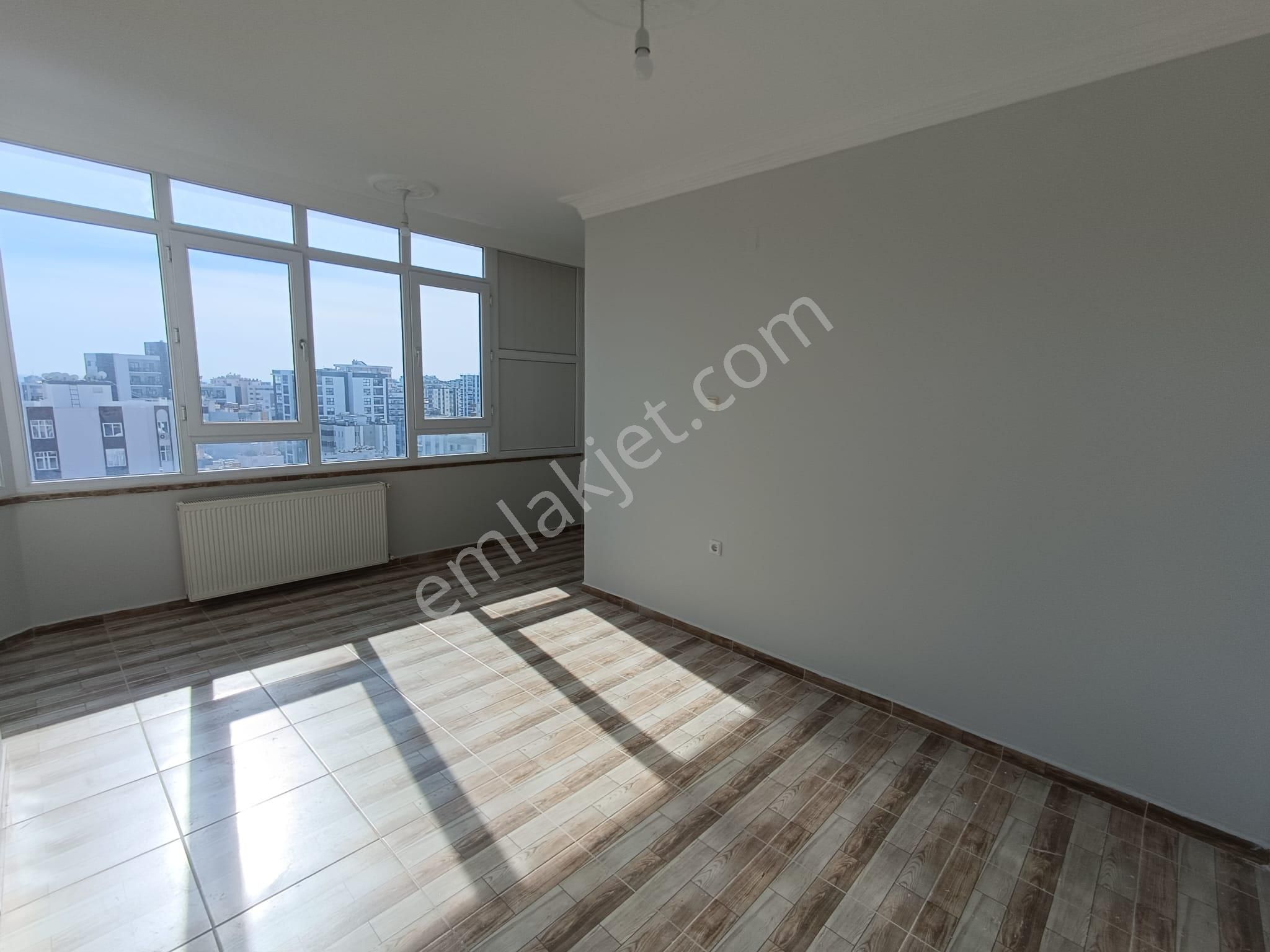 Güzelyalı Mah. T. Özala Yürüme Mesafesinde 3+1 Kapalı Mutfak+doğalgazlı+ankastreli+kiralık Daire - Görsel 16