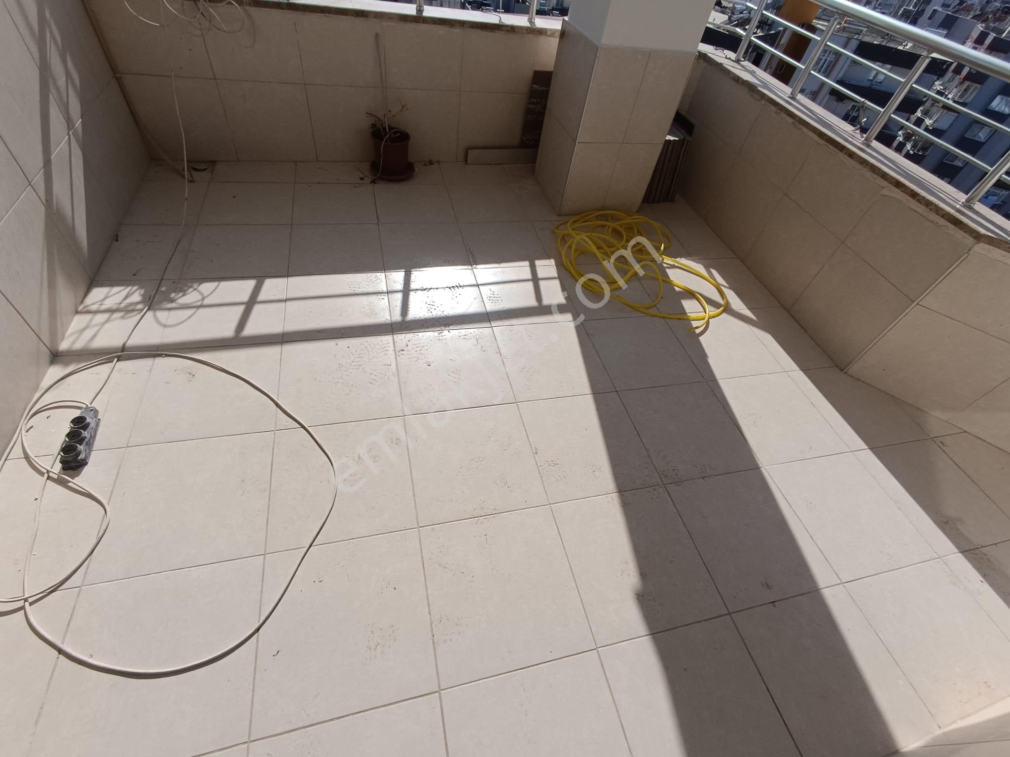 Güzelyalı Mah. T. Özala Yürüme Mesafesinde 3+1 Kapalı Mutfak+doğalgazlı+ankastreli+kiralık Daire - Görsel 26