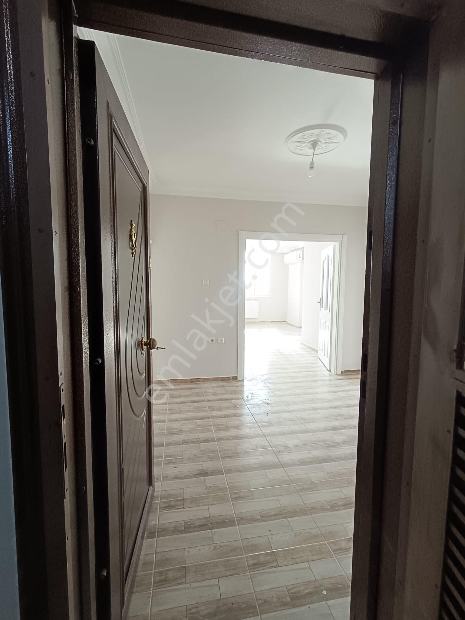 Güzelyalı Mah. T. Özala Yürüme Mesafesinde 3+1 Kapalı Mutfak+doğalgazlı+ankastreli+kiralık Daire - Görsel 2
