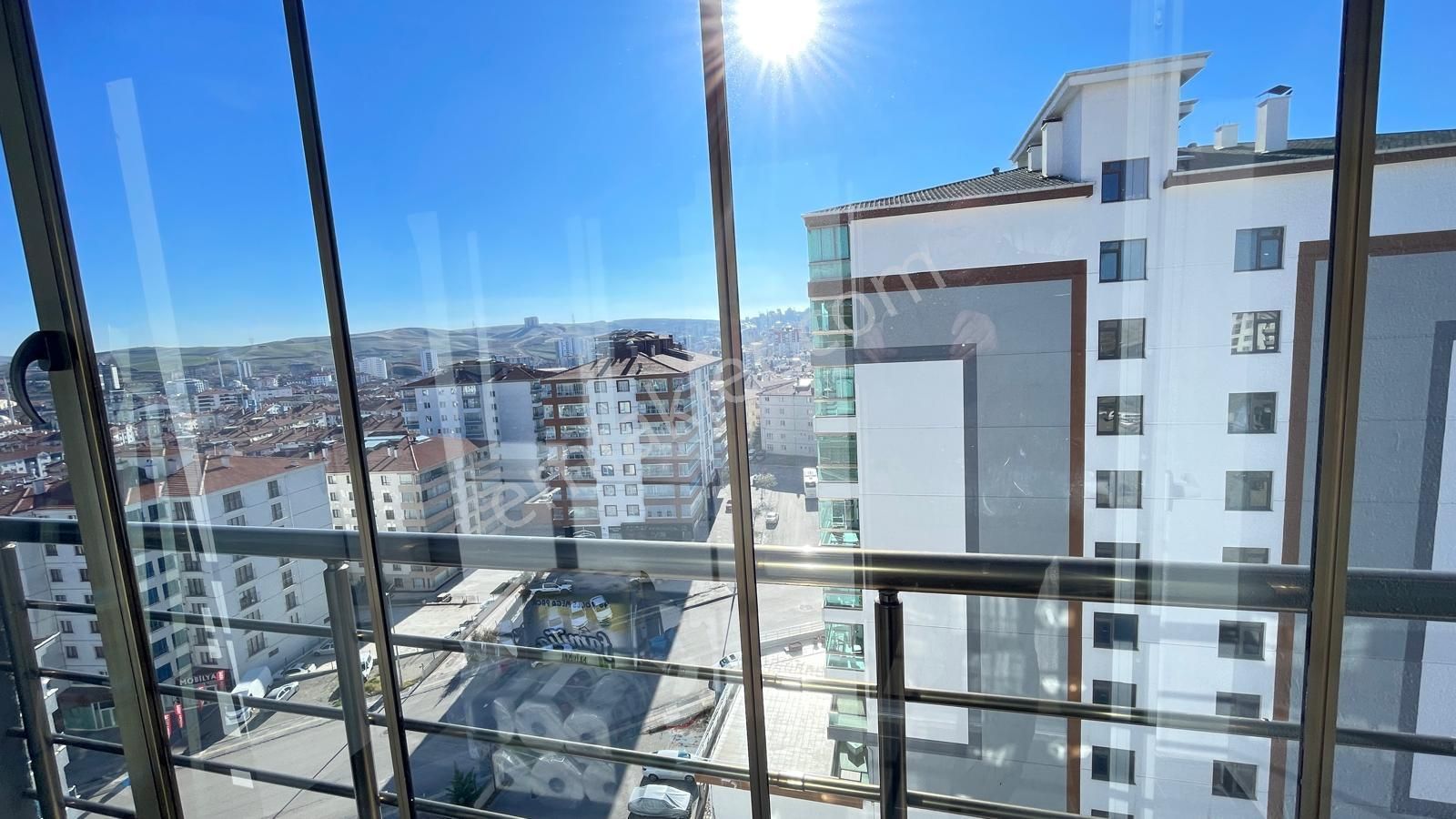 Pursaklar Saray Mehmet Zengin Emlak'tan Otoparklı 9.kat 3+1 Lüks Sitede Daire - Görsel 34