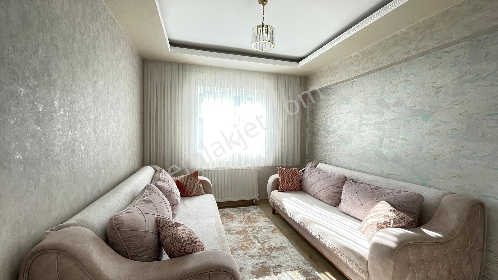 Pursaklar Saray Mehmet Zengin Emlak'tan Otoparklı 9.kat 3+1 Lüks Sitede Daire - Görsel 25