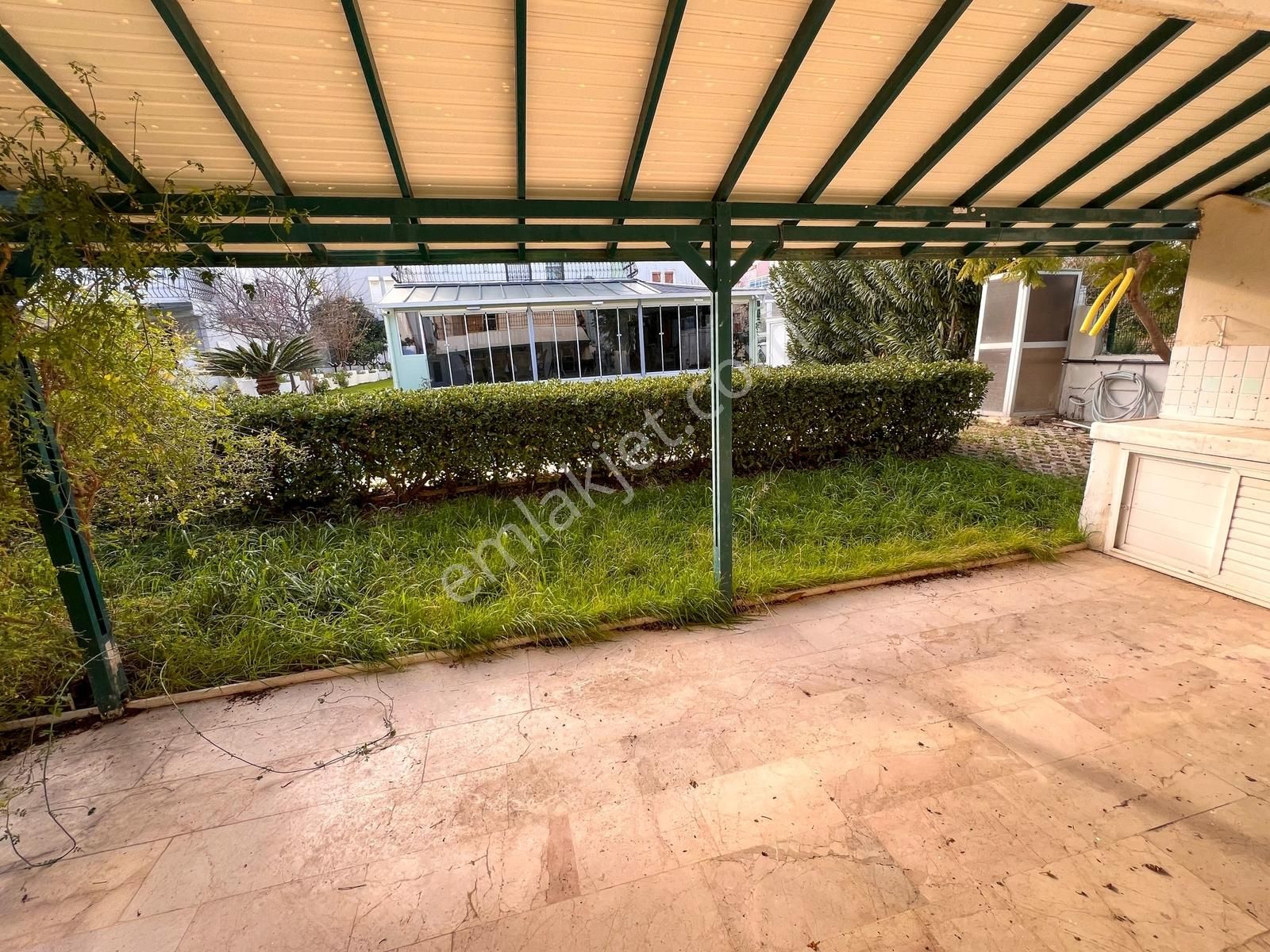 Urla Denizli' De Ortak Havuzlu 322 M2 Arsa Paylı Müstakil Villa - Görsel 20