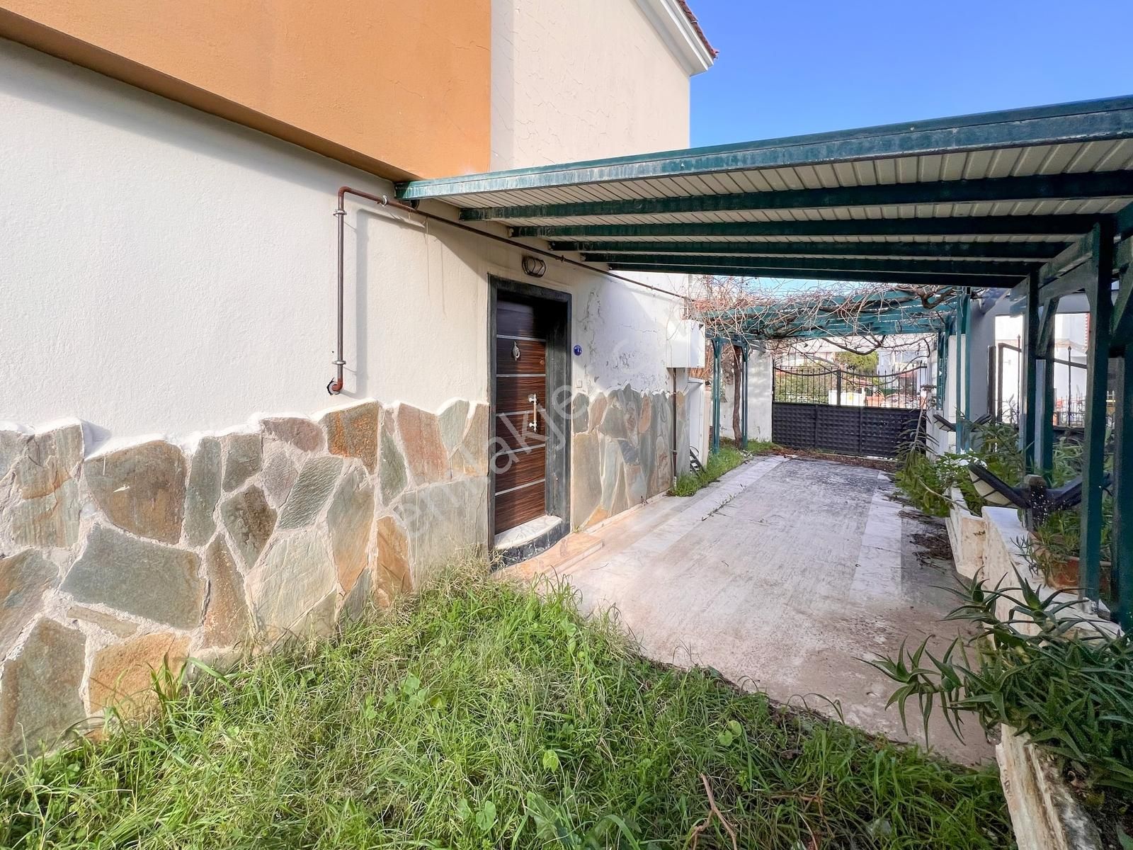 Urla Denizli' De Ortak Havuzlu 322 M2 Arsa Paylı Müstakil Villa - Görsel 27