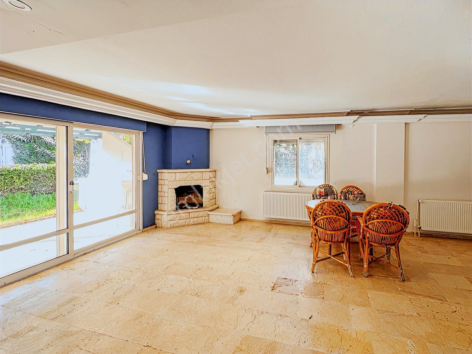 Urla Denizli' De Ortak Havuzlu 322 M2 Arsa Paylı Müstakil Villa - Görsel 22