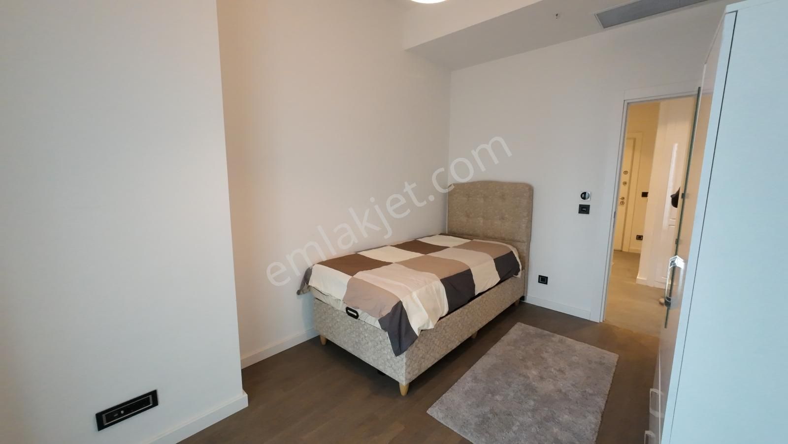 Folkart Vega'da Kısmi Deniz Manzaralı Eşyalı Balkonlu Rezidance - Görsel 14