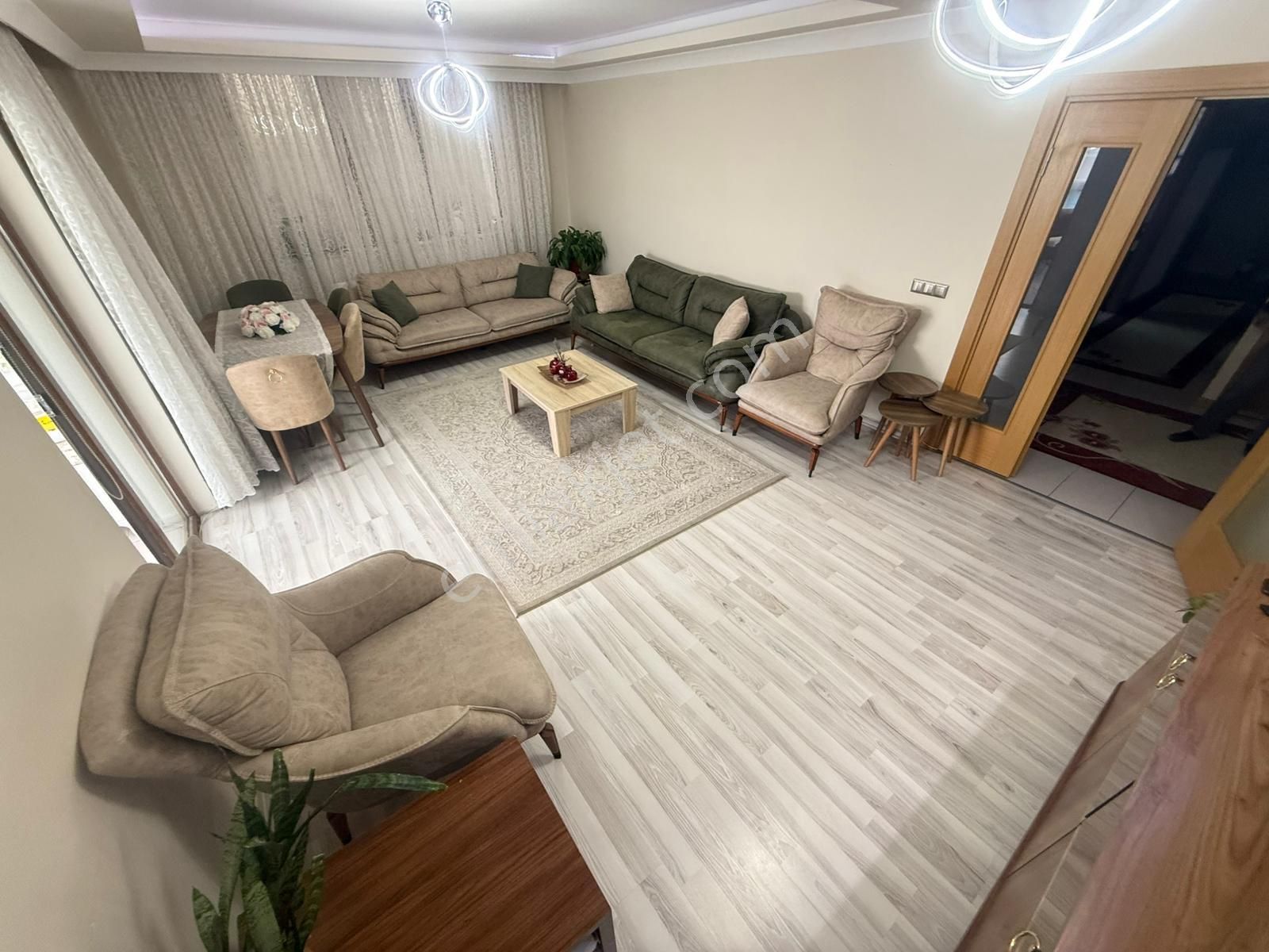 Pursaklar Mehmet Zengin Emlak'tan Otoparklı Çift Banyolu 1.kat 3+1 Lüks Sitede Daire - Görsel 8