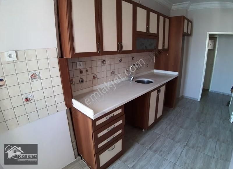 Ardadan Mersin Yenişehir Gazi Mahde Denize 2 Dk Mesafede Satılık - Görsel 8