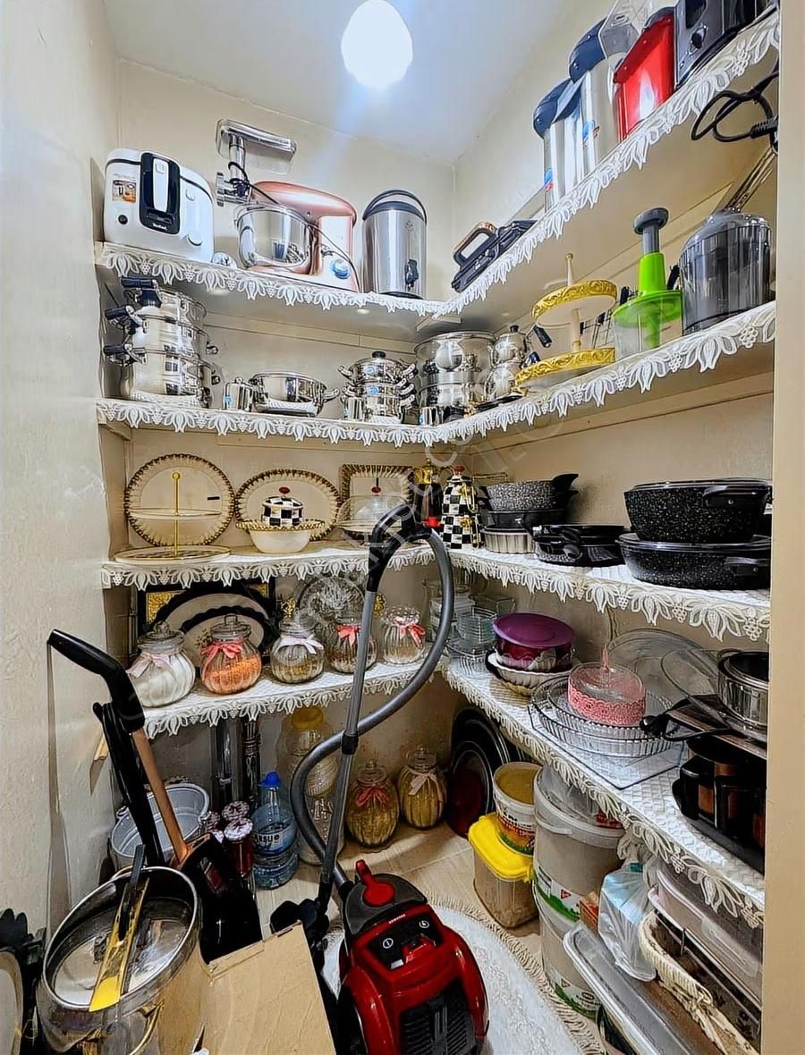 Yeditepe Mahallesinde Sakin Ve Merkezi Konumda Fırsat 3+1 - Görsel 11