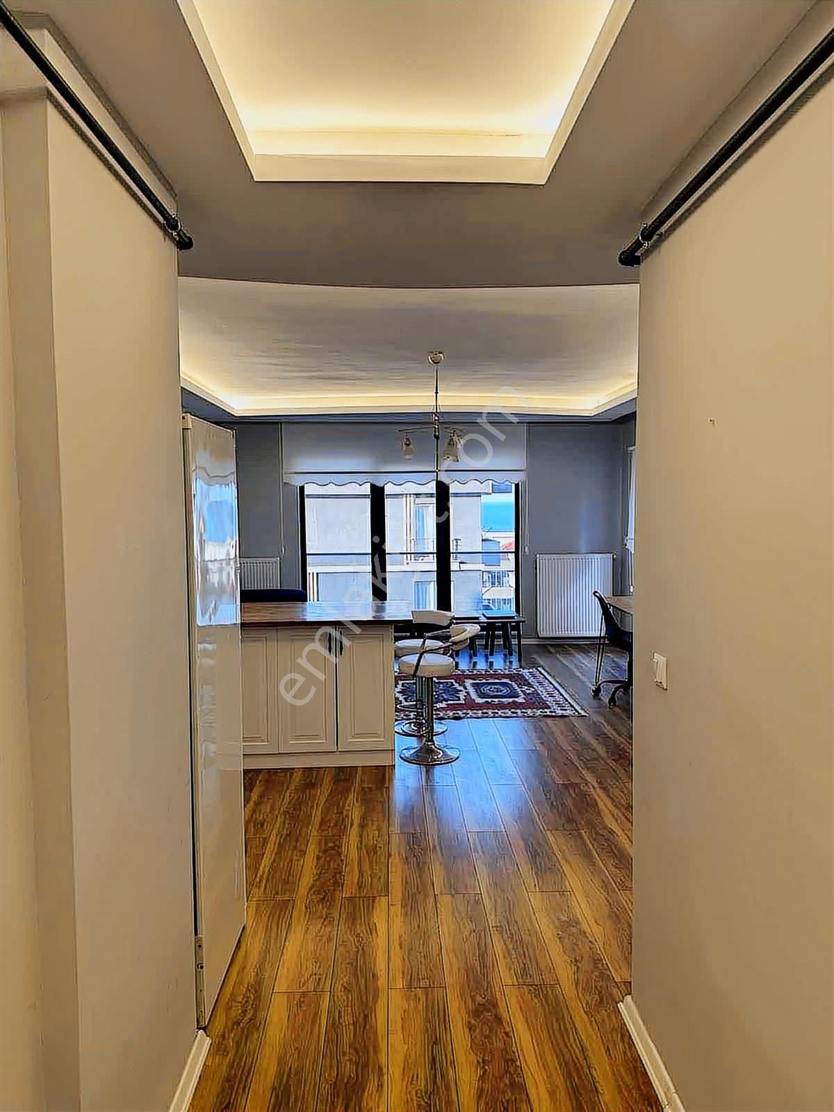 En Geniş Ve En Kaliteli Eşyalı 1+1 Pelitköy Tramwaya Cephe - Görsel 8