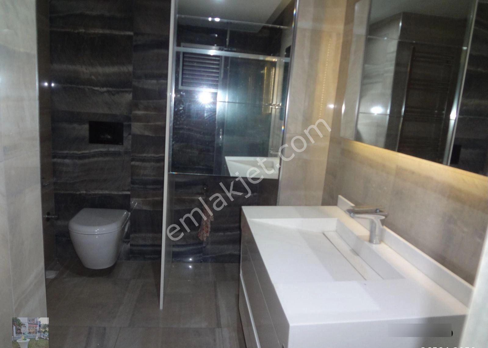 Bayraklı Körfez Mah. Velana Evlerde Kiralık 2+1 Daire Kanıt Emlak - Görsel 21