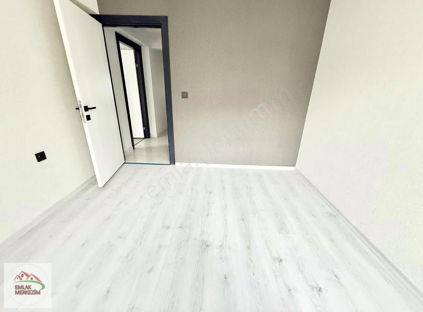 Emlak Merkezim'den Osman Gazi O.okulu Dibi 3+1 Sıfır Düz Giriş - Görsel 7