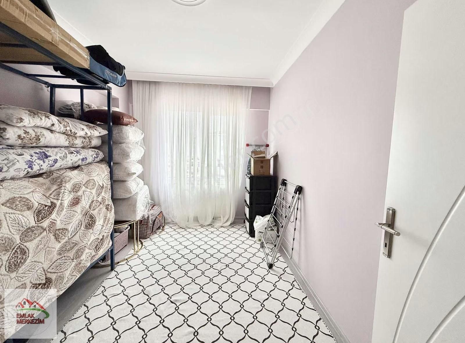 Emlak Merkezim'den Borsa İstanbul Lisesi Yanı 4.kat 3+1 Kuponn - Görsel 3