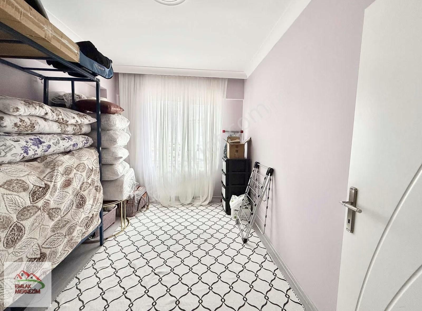 Emlak Merkezim'den Borsa İstanbul Lisesi Yanı 4.kat 3+1 Kuponn - Görsel 9