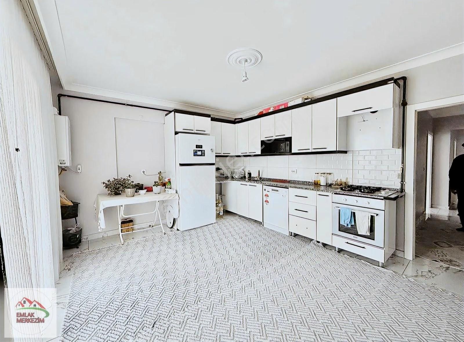 Emlak Merkezim'den Borsa İstanbul Lisesi Yanı 4.kat 3+1 Kuponn - Görsel 17