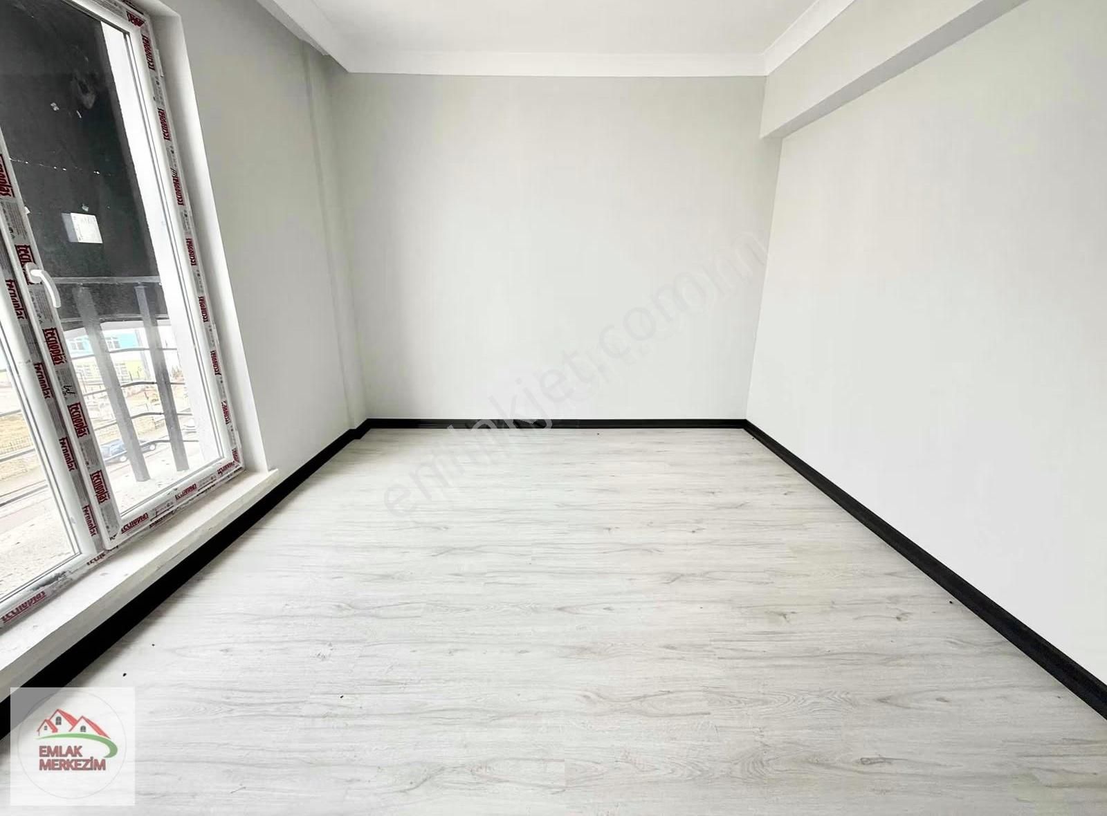 Emlak Merkezim'den Talebe Yurdu Yakını 4.kat Sıfır 3+1 Daire - Görsel 20