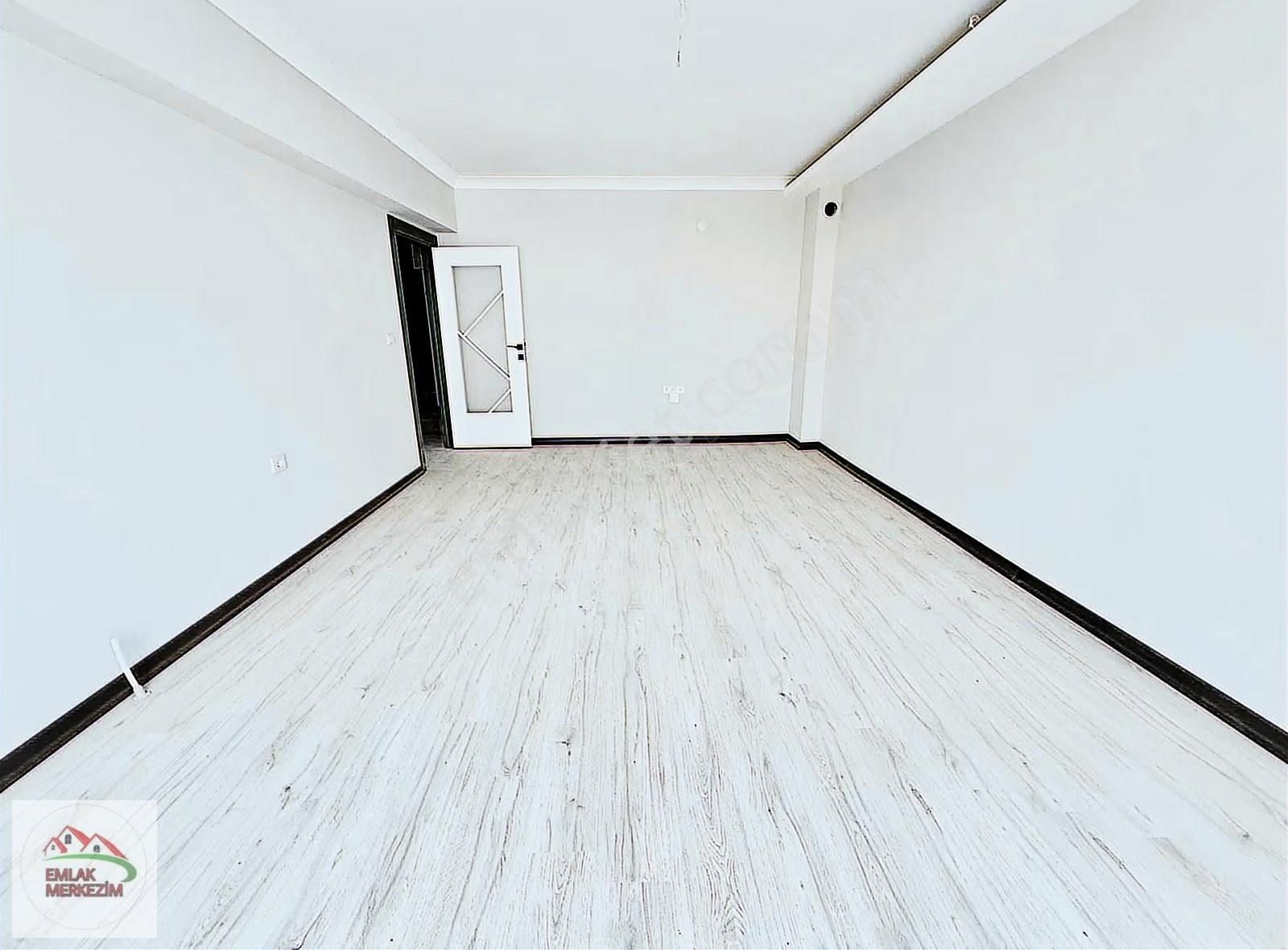Emlak Merkezim'den Talebe Yurdu Yakını 4.kat Sıfır 3+1 Daire - Görsel 16