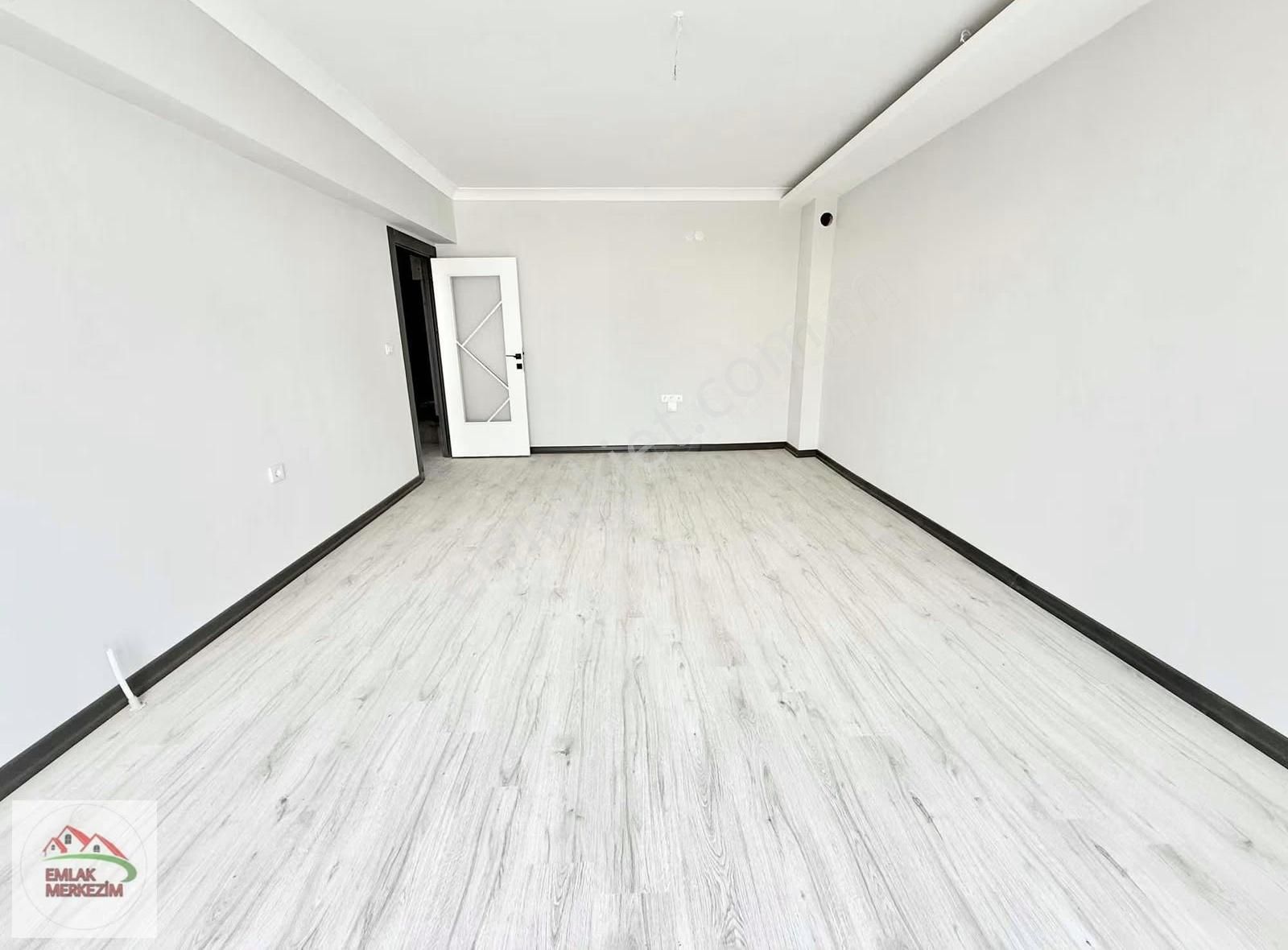 Emlak Merkezim'den Talebe Yurdu Yakını 4.kat Sıfır 3+1 Daire - Görsel 21