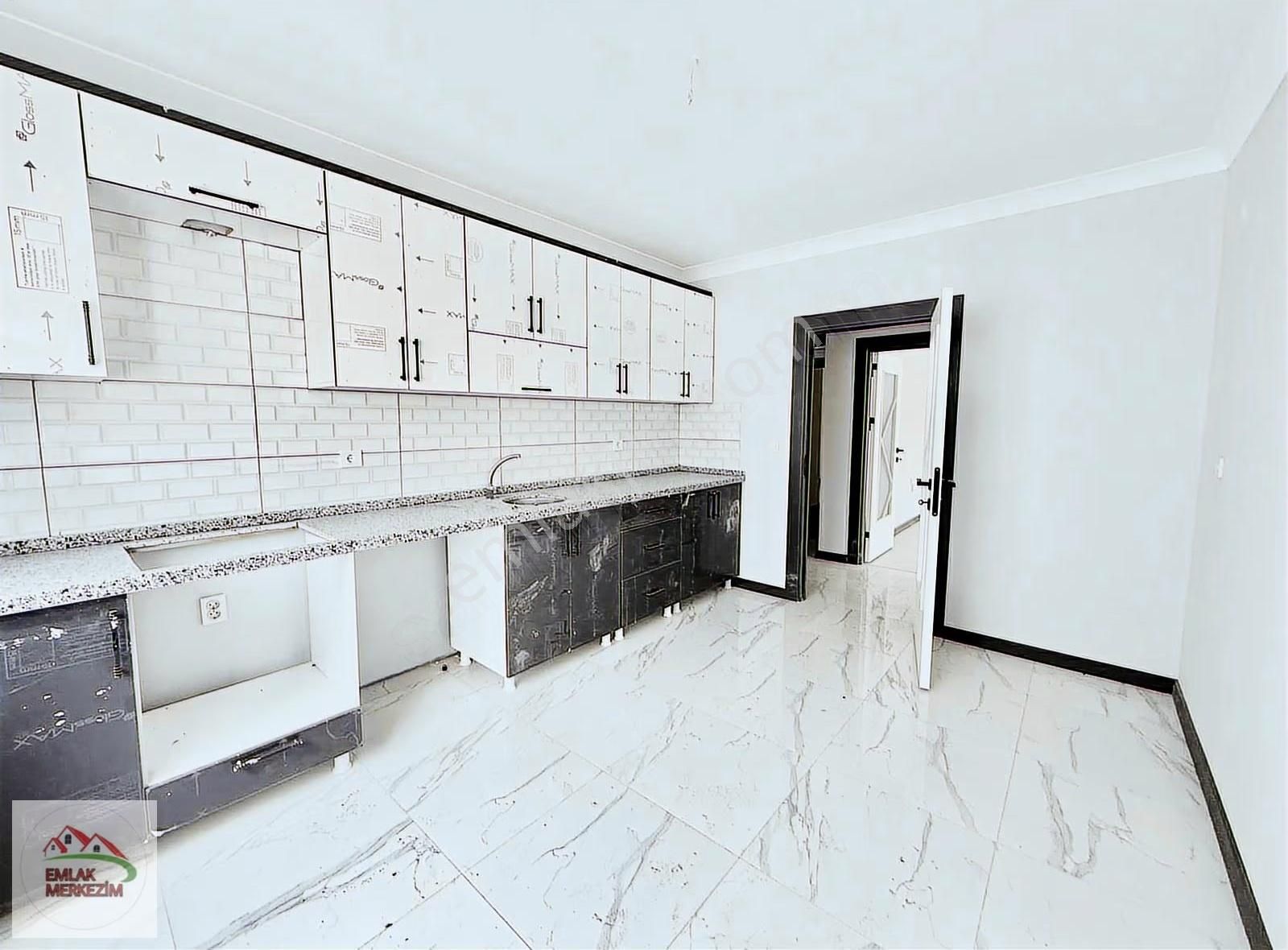 Emlak Merkezim'den Talebe Yurdu Yakını 4.kat Sıfır 3+1 Daire - Görsel 15