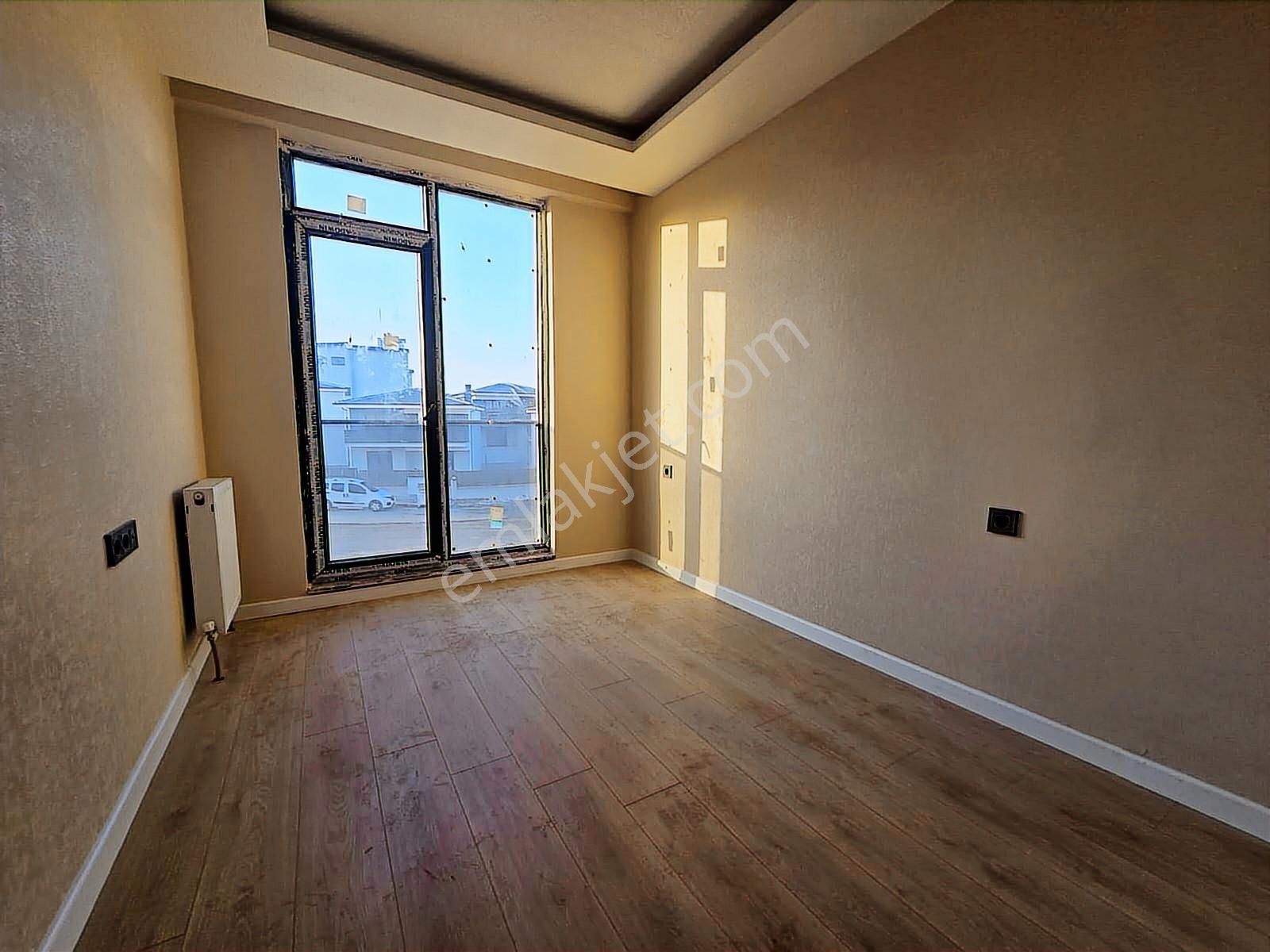 Acil!bağlıca'da Fırsat Yatırım , Oturuma Hazır Satılık 2+1 Daire - Görsel 13