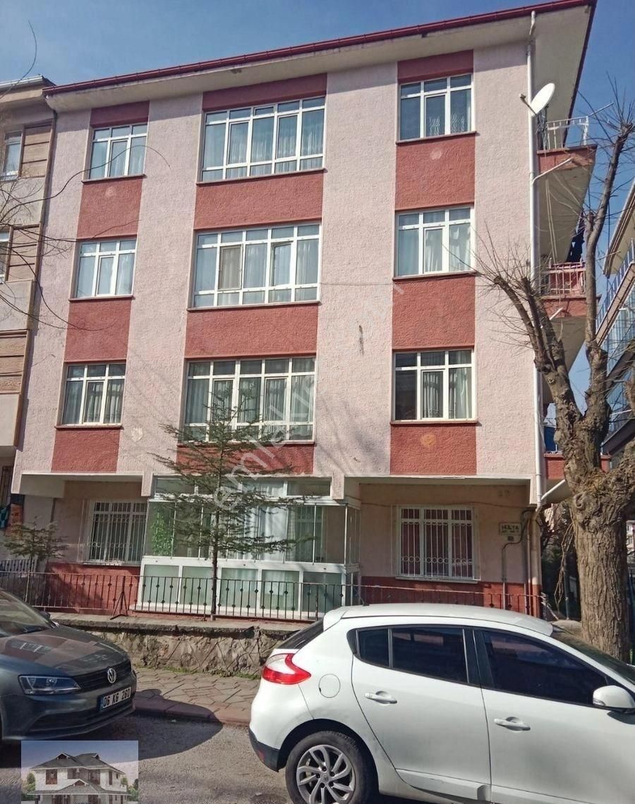 Genç Emlaktan Aydınlıkevlerin En Nezih Sokağıda 3+1 Satılık Daire - Görsel 3