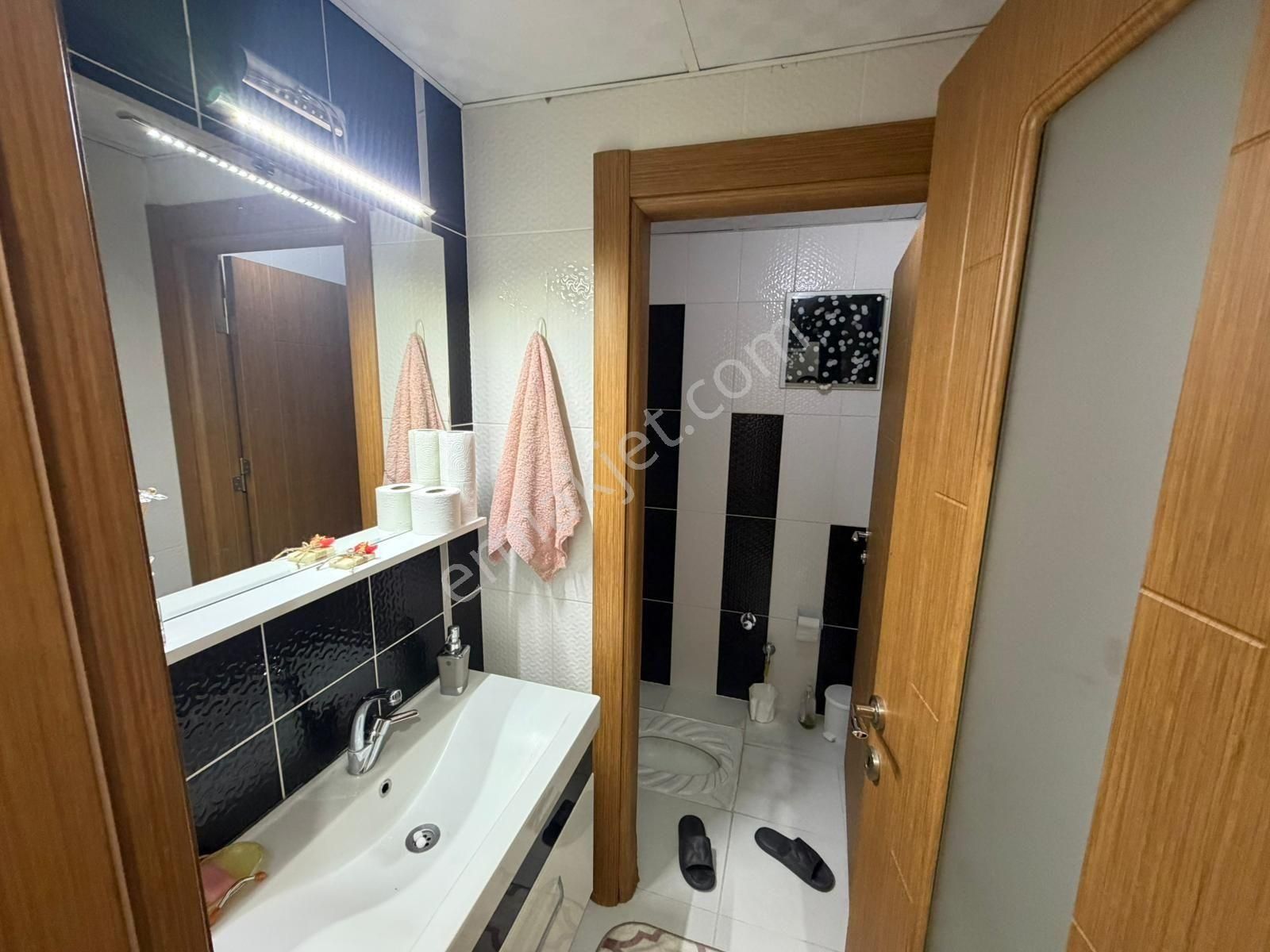 Papatya Caddesinde Hilal Konağı Yapılı Fırsat Dairesi - Görsel 11