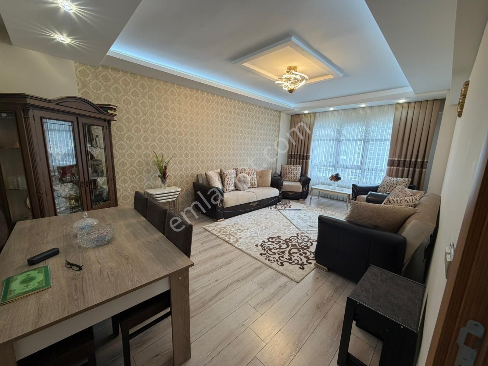 Papatya Caddesinde Hilal Konağı Yapılı Fırsat Dairesi - Görsel 13