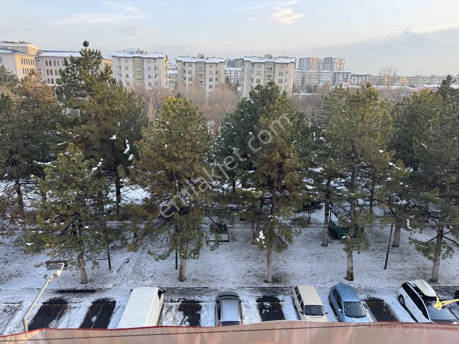 Kocasınan Mevlana Mah Satılık Güney Cephe 3+1 Daıre - Görsel 4