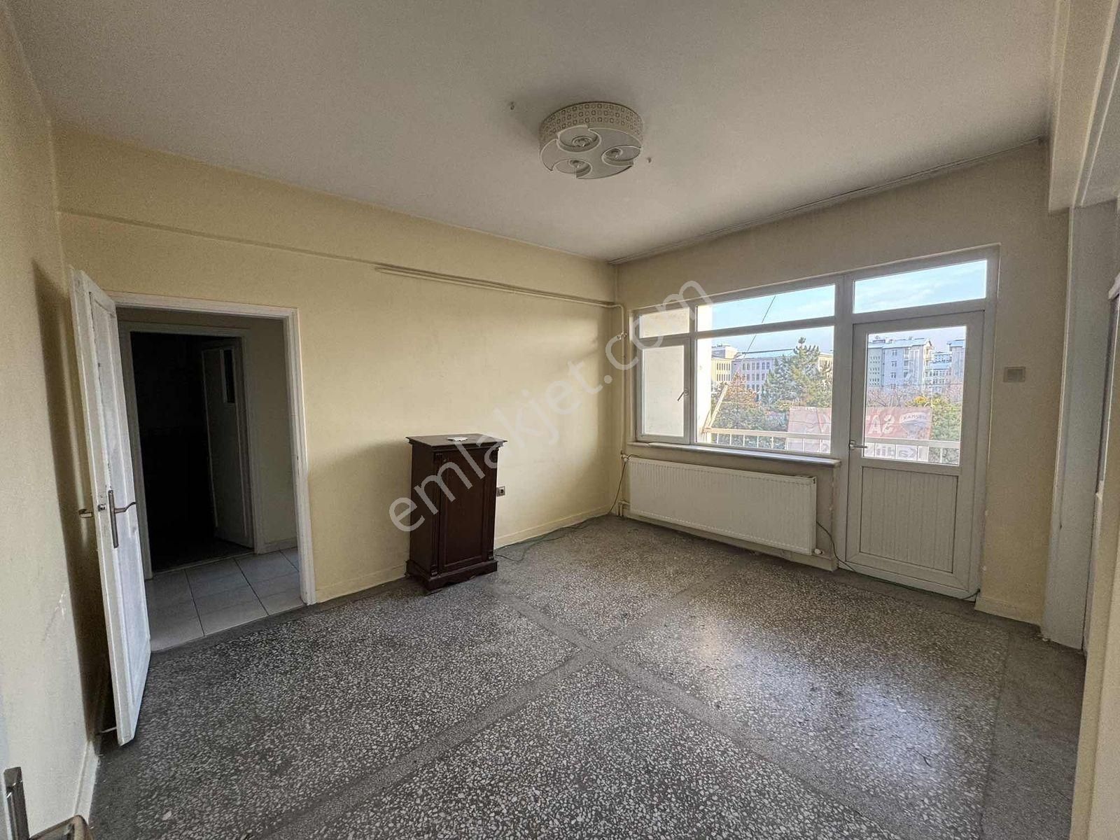 Kocasınan Mevlana Mah Satılık Güney Cephe 3+1 Daıre - Görsel 5