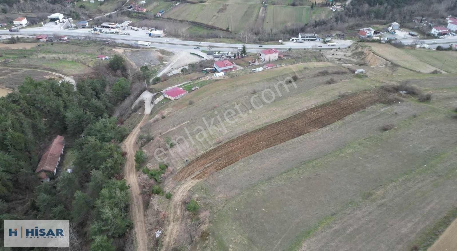 Hisar'dan Atakum Sarıışıkta Anayola Yakın Deniz Manzaralı Tarla - Görsel 2