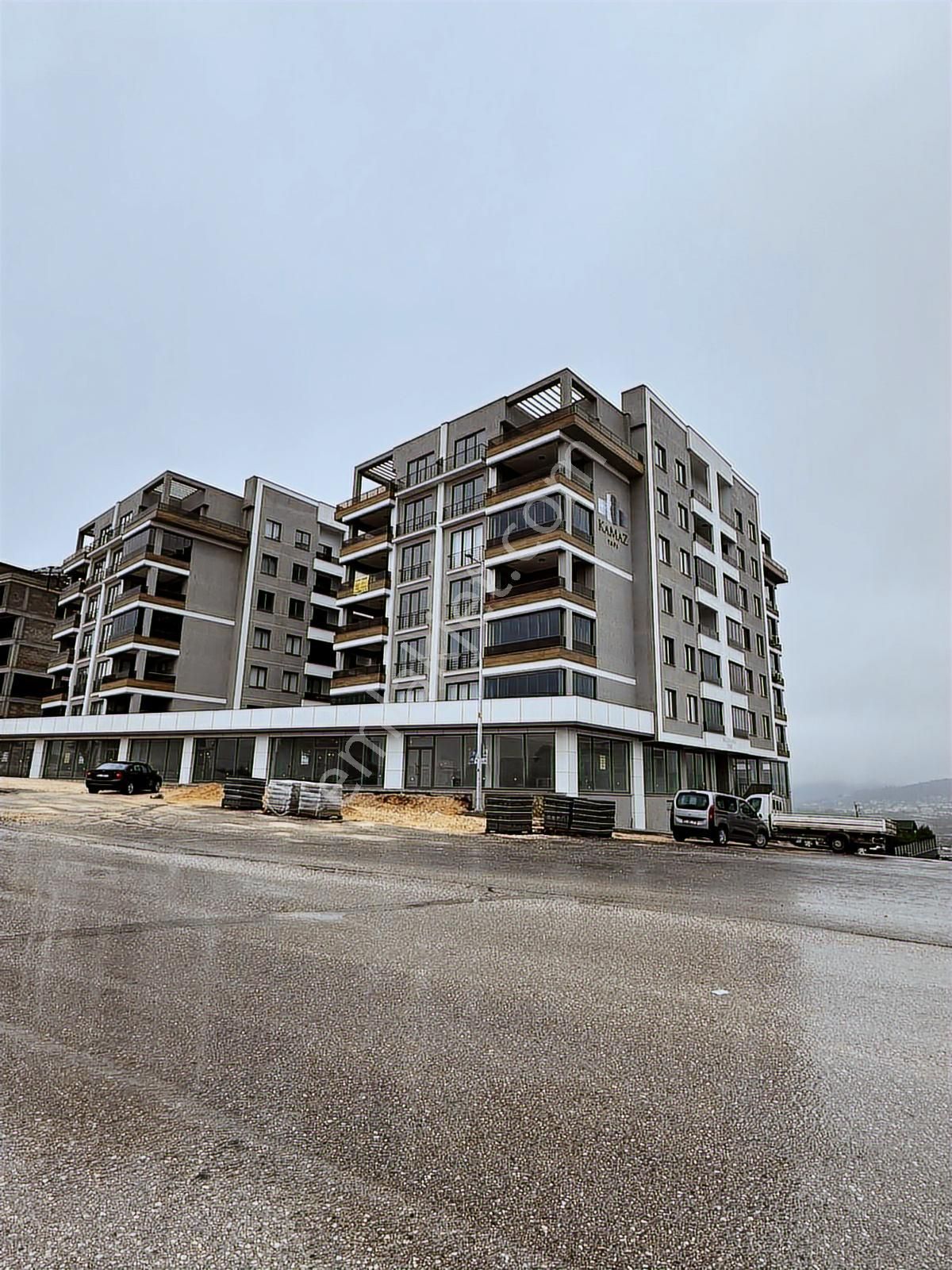 Kayapa Çamlık Bulvarı'nda Bodrumu Olan Köşe Dükkan - Görsel 15